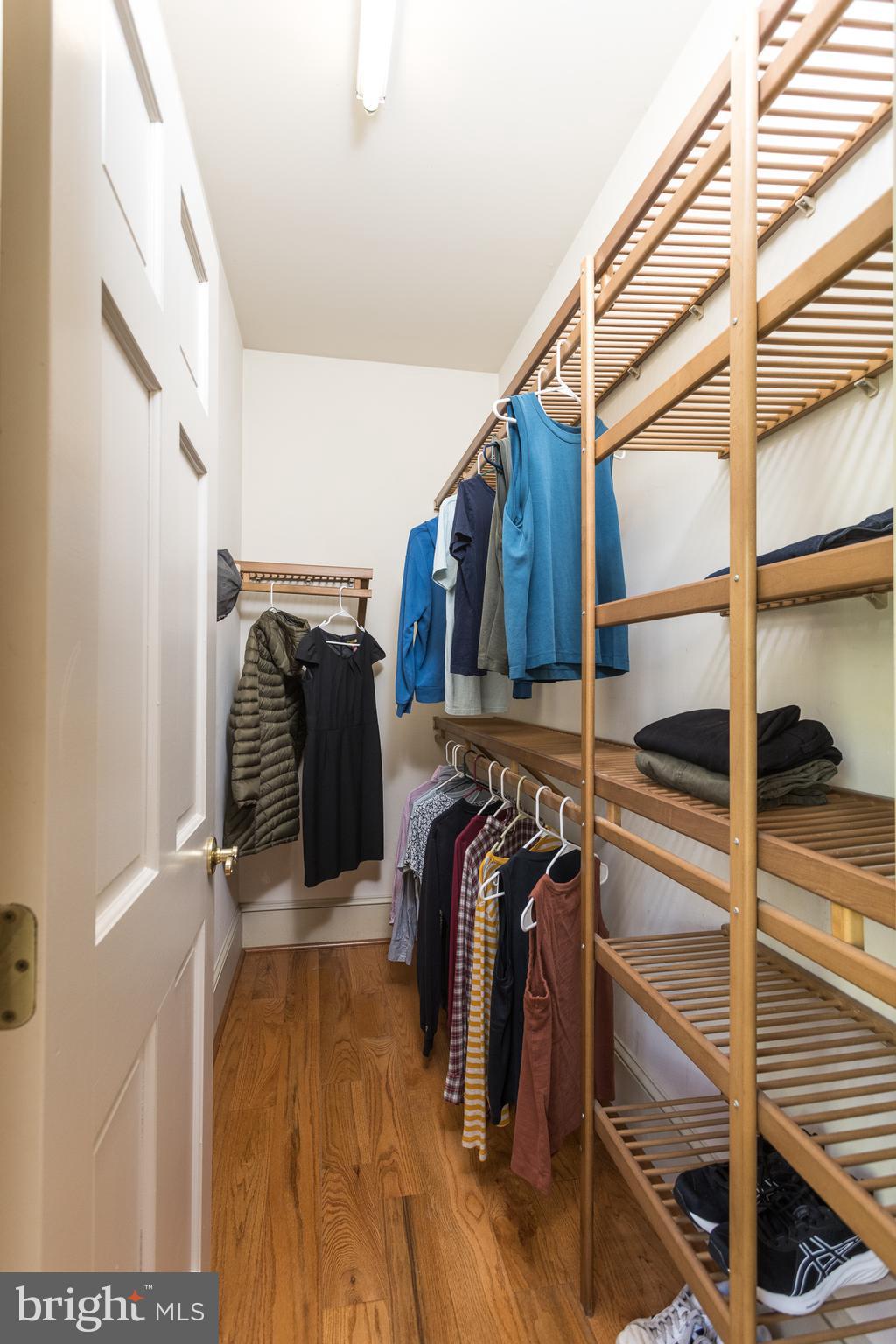 OAK FARMS - Residential