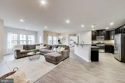 10020 Ruffian Way Unit E, Laurel, MD MLS: MDHW2053382