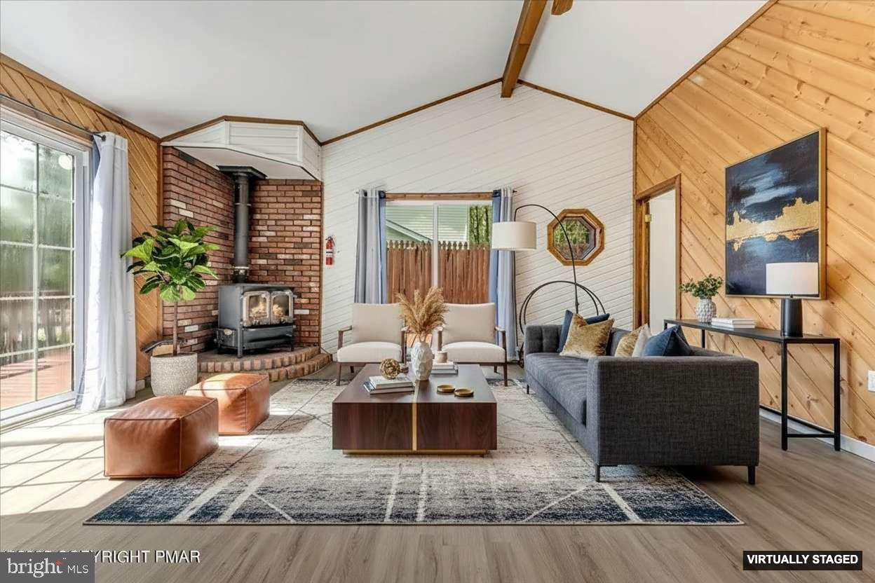 POCONO COUNTRY PLACE - Residential