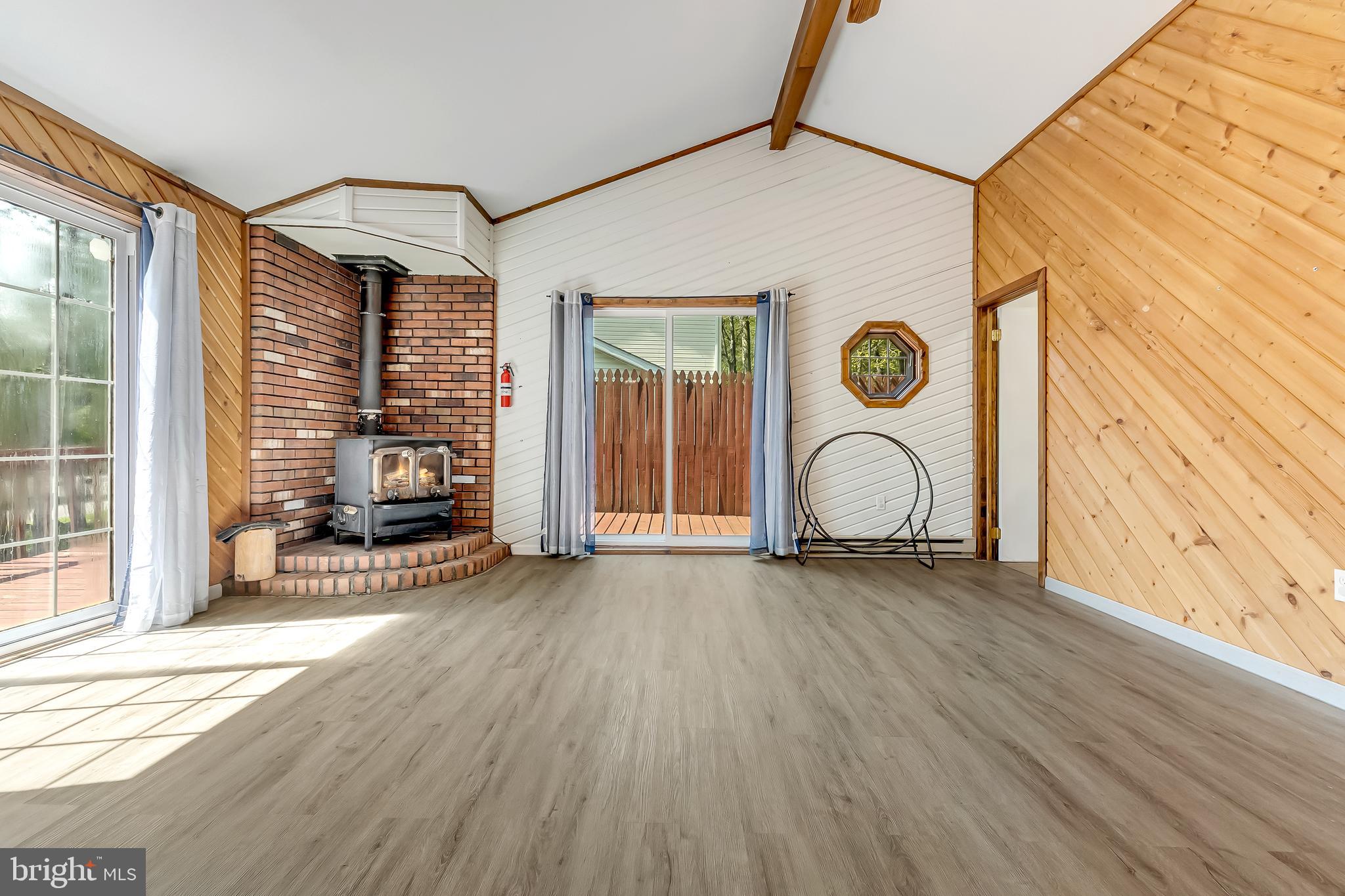 POCONO COUNTRY PLACE - Residential