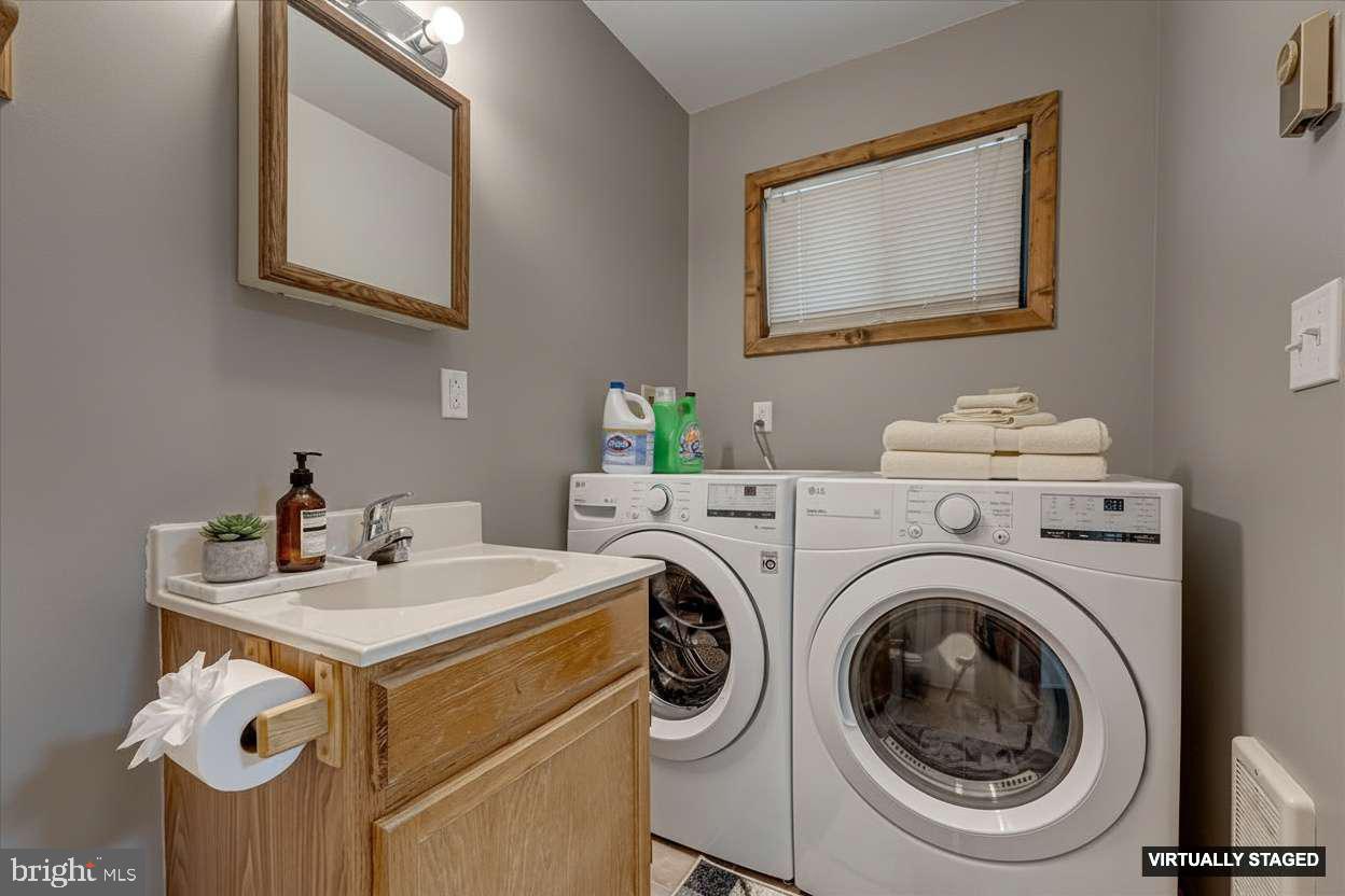 POCONO COUNTRY PLACE - Residential