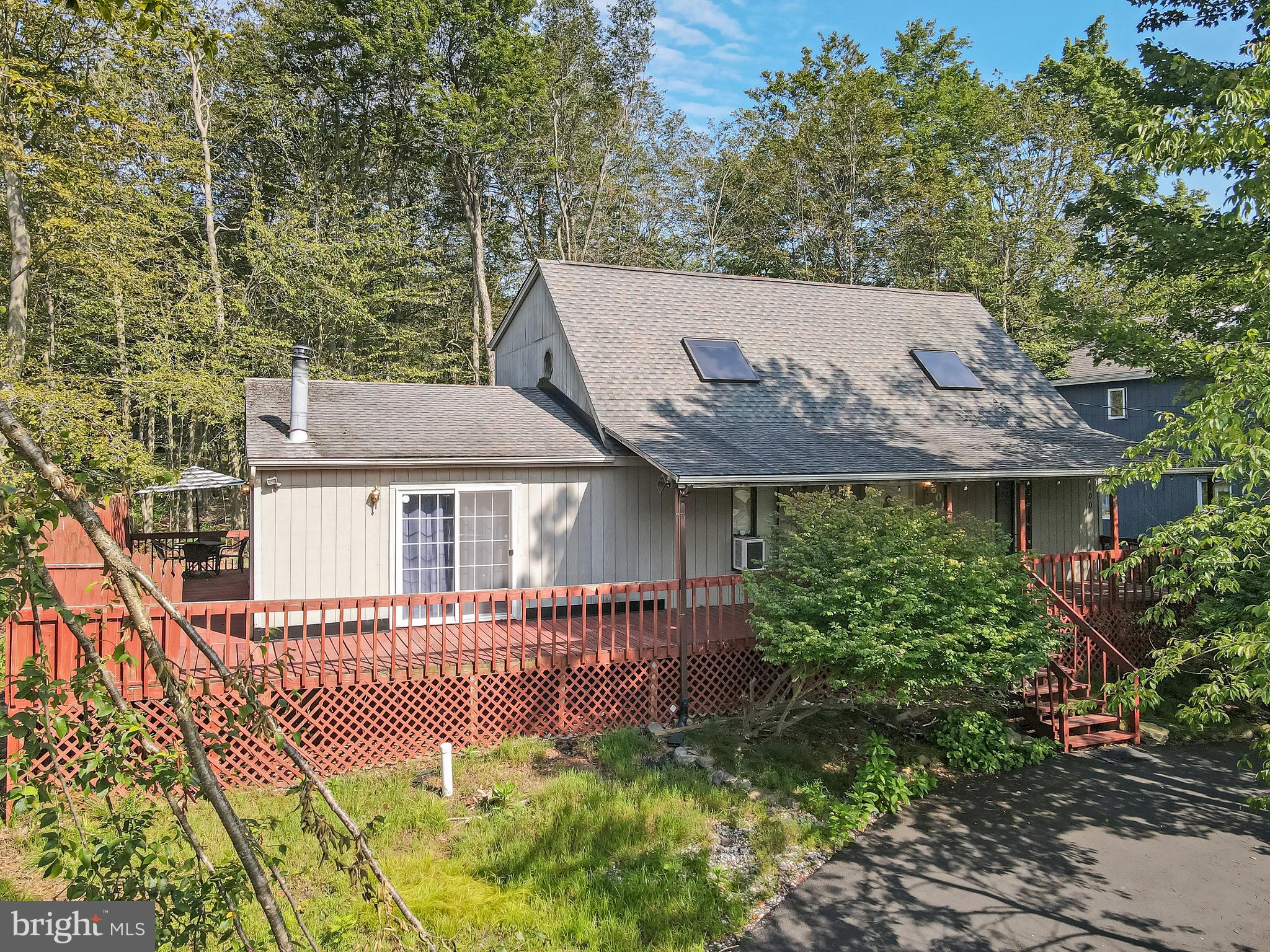 POCONO COUNTRY PLACE - Residential