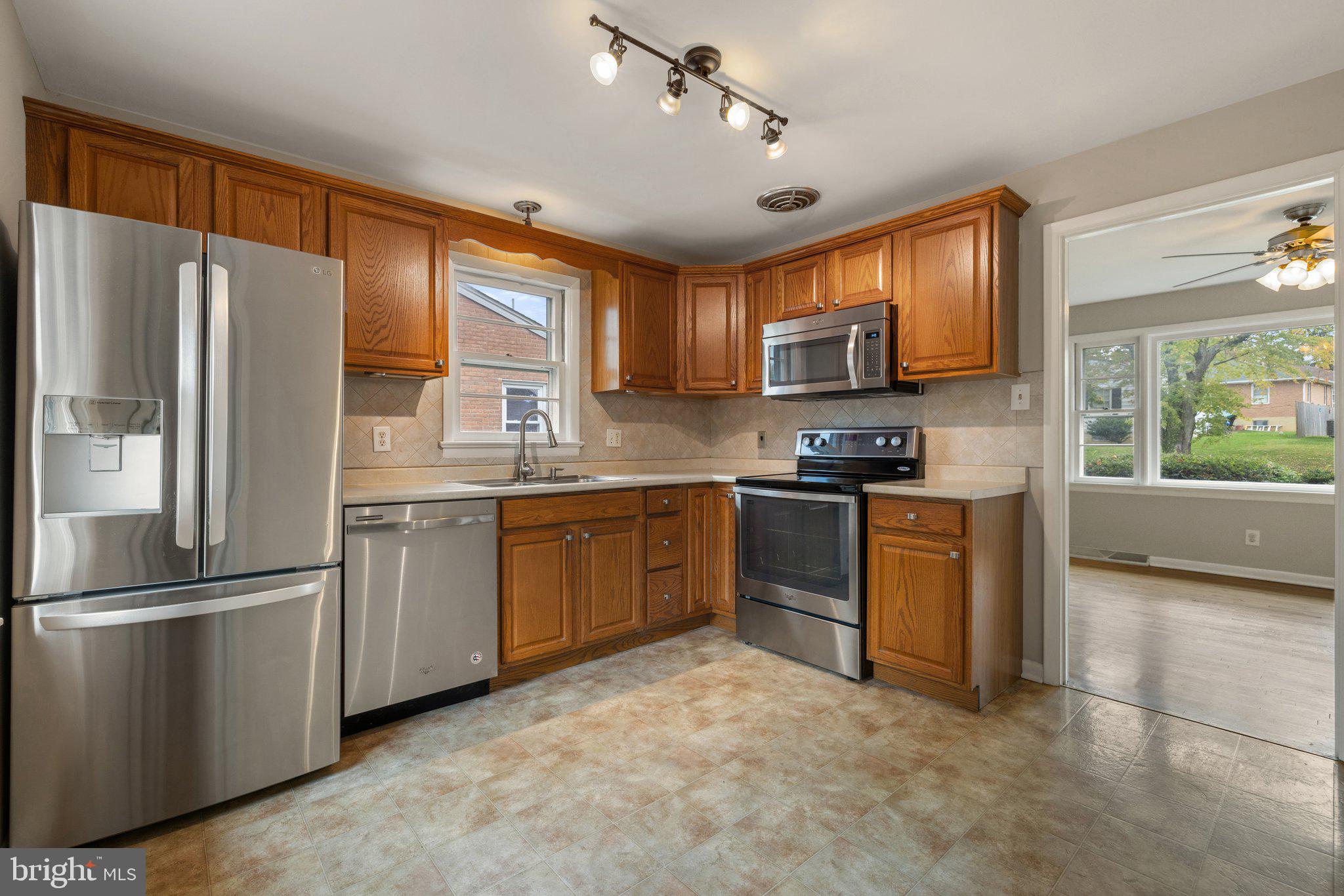 OVERLOOK PARK - Residential