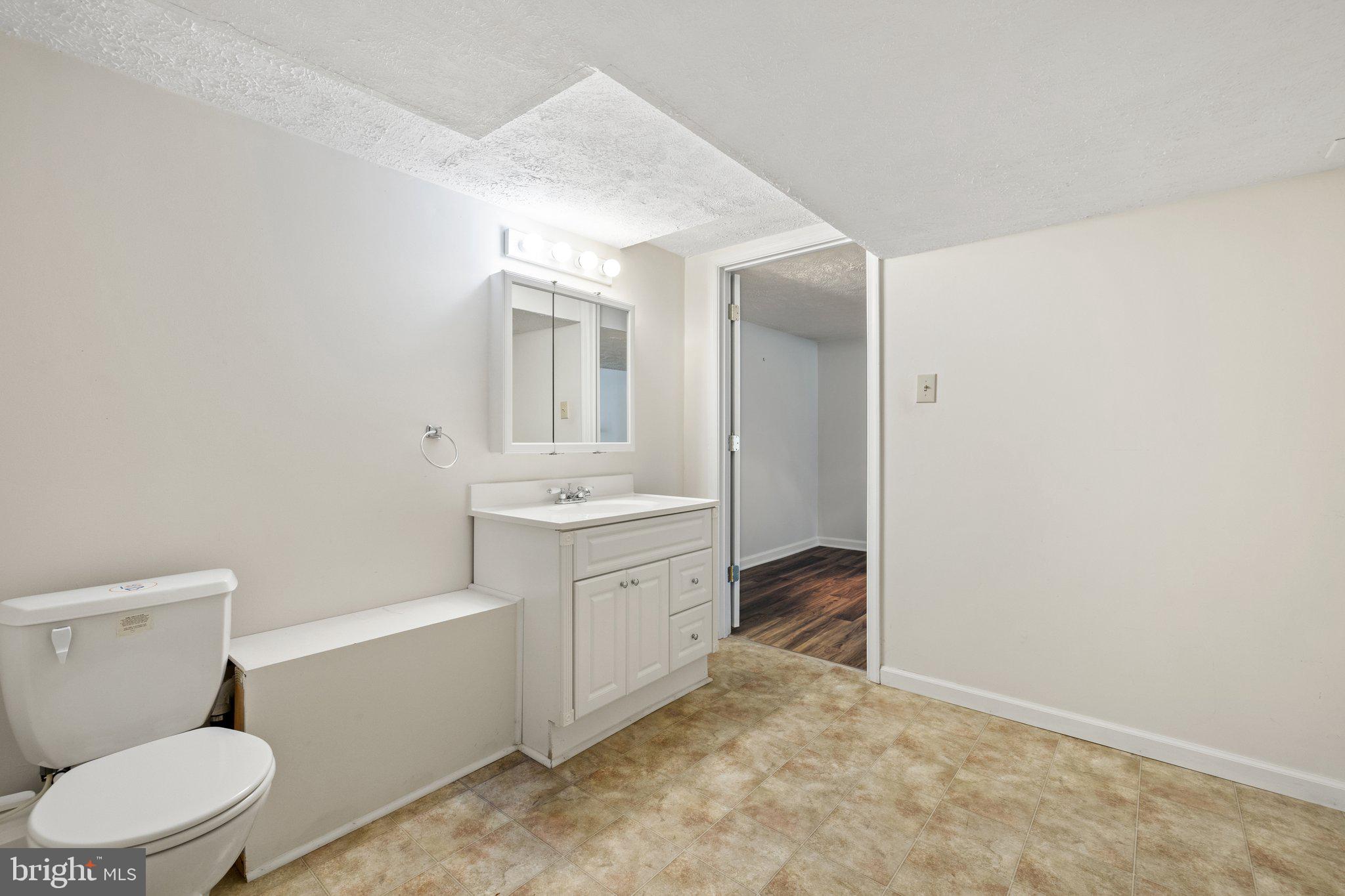 OVERLOOK PARK - Residential