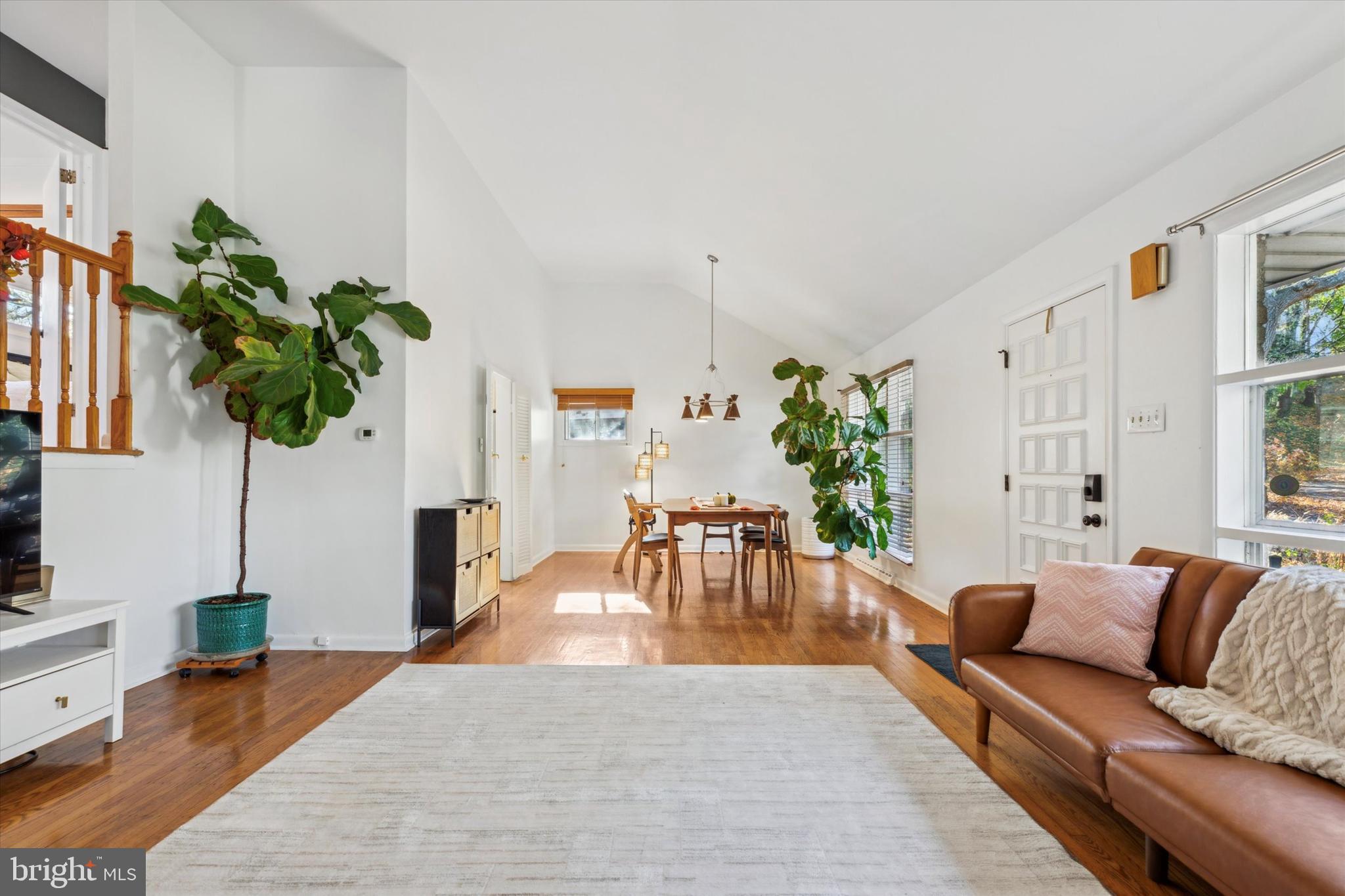 COLLEGE PARK - Residential