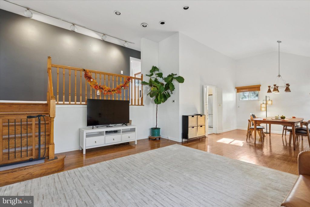 Photo of 135 Cornell Road, BALA CYNWYD, PA 19004 (MLS # PAMC2155908)