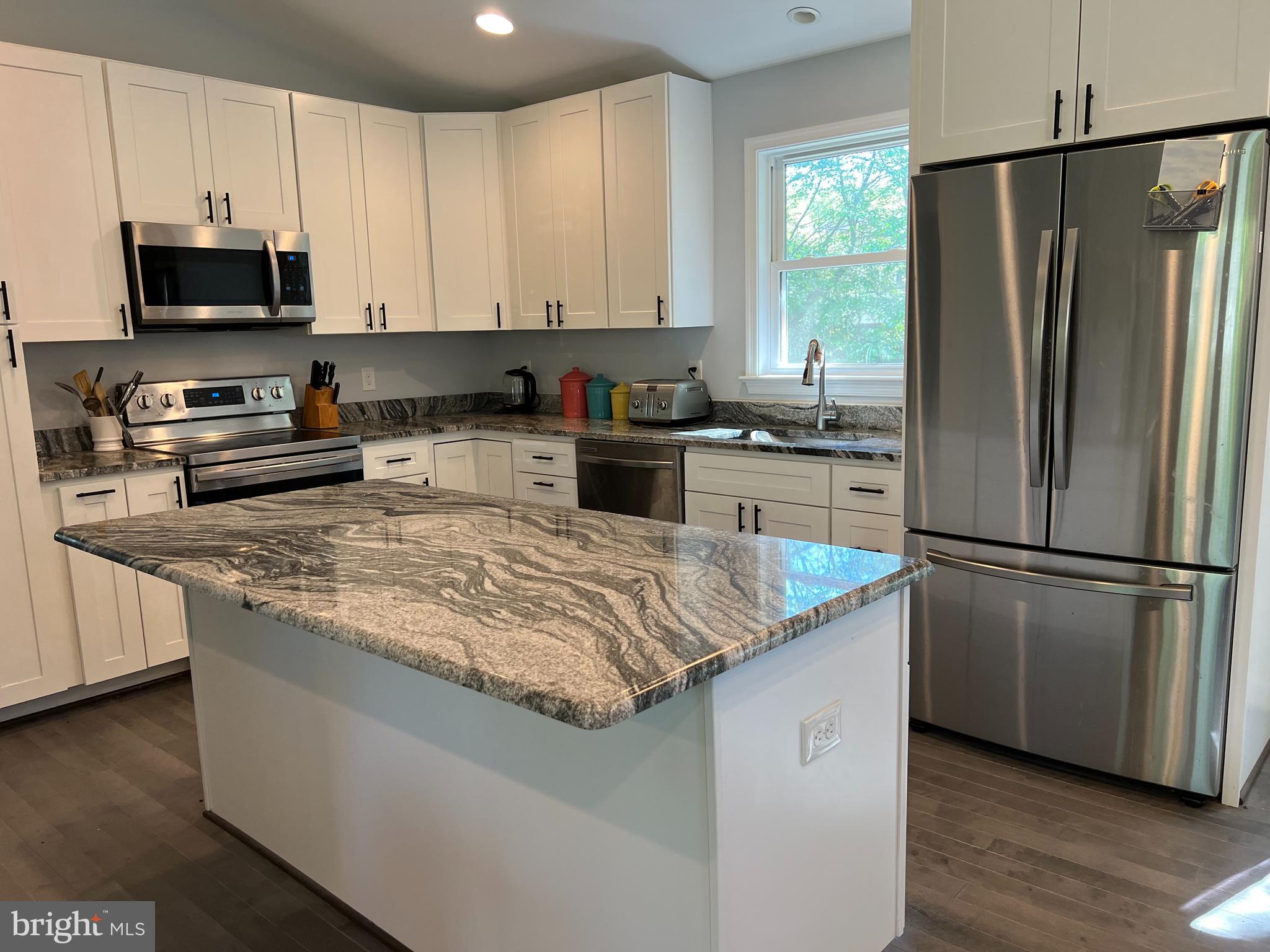 CAPE ST CLAIRE - Residential