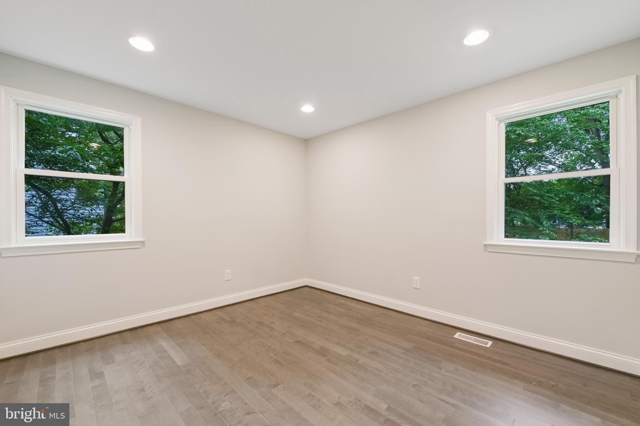 CAPE ST CLAIRE - Residential