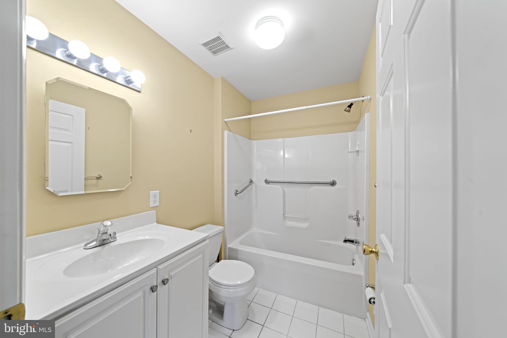 VICTORIA GARDENS - Residential