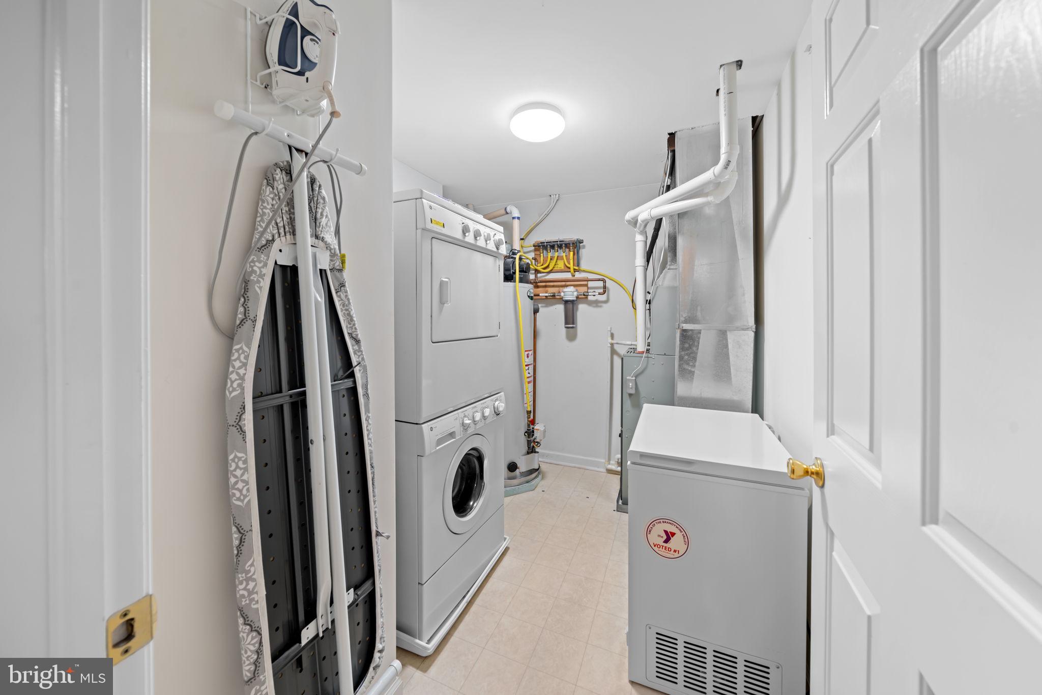 VICTORIA GARDENS - Residential