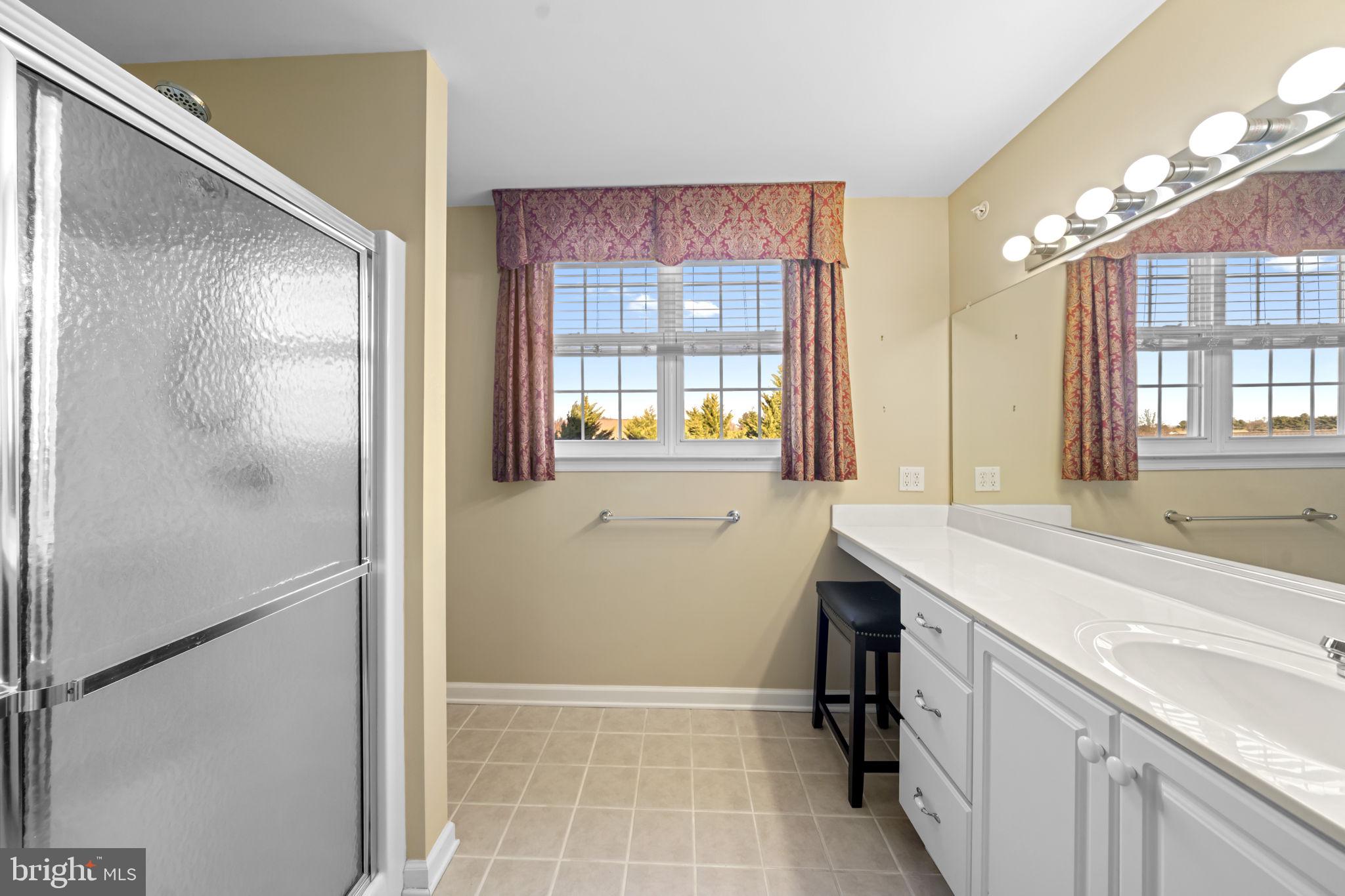 VICTORIA GARDENS - Residential