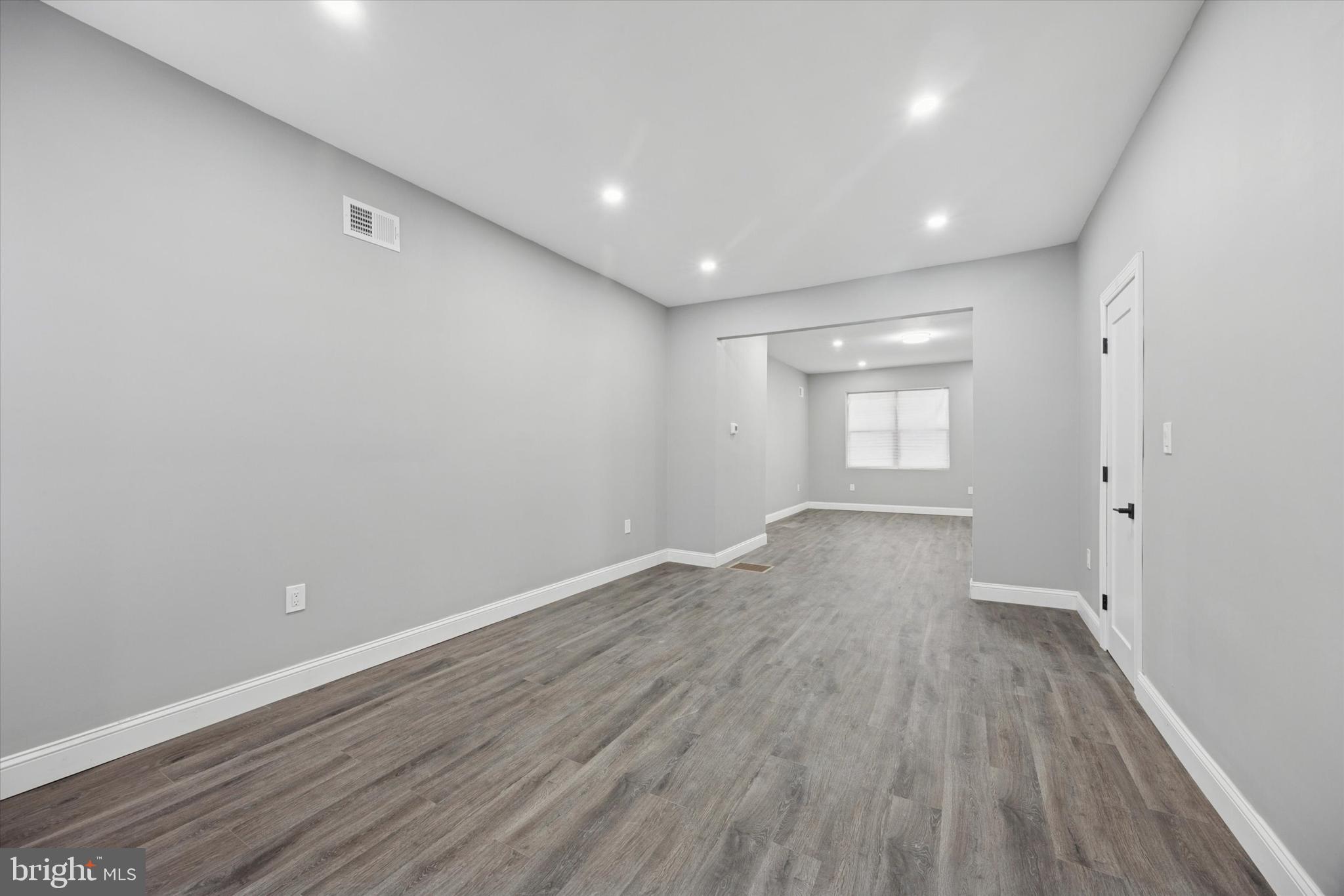 PHILADELPHIA (SOUTHWEST) - Residential