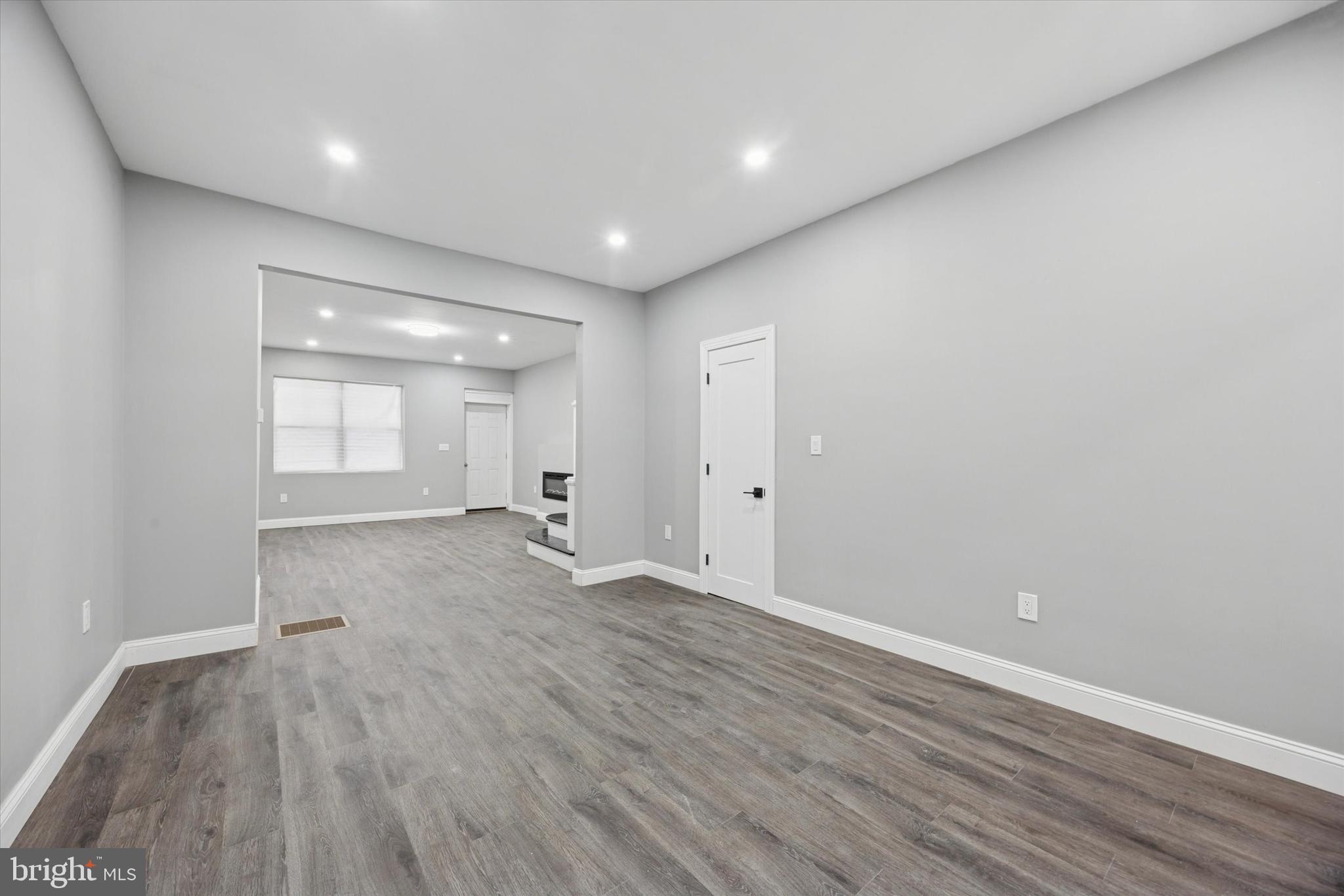 PHILADELPHIA (SOUTHWEST) - Residential