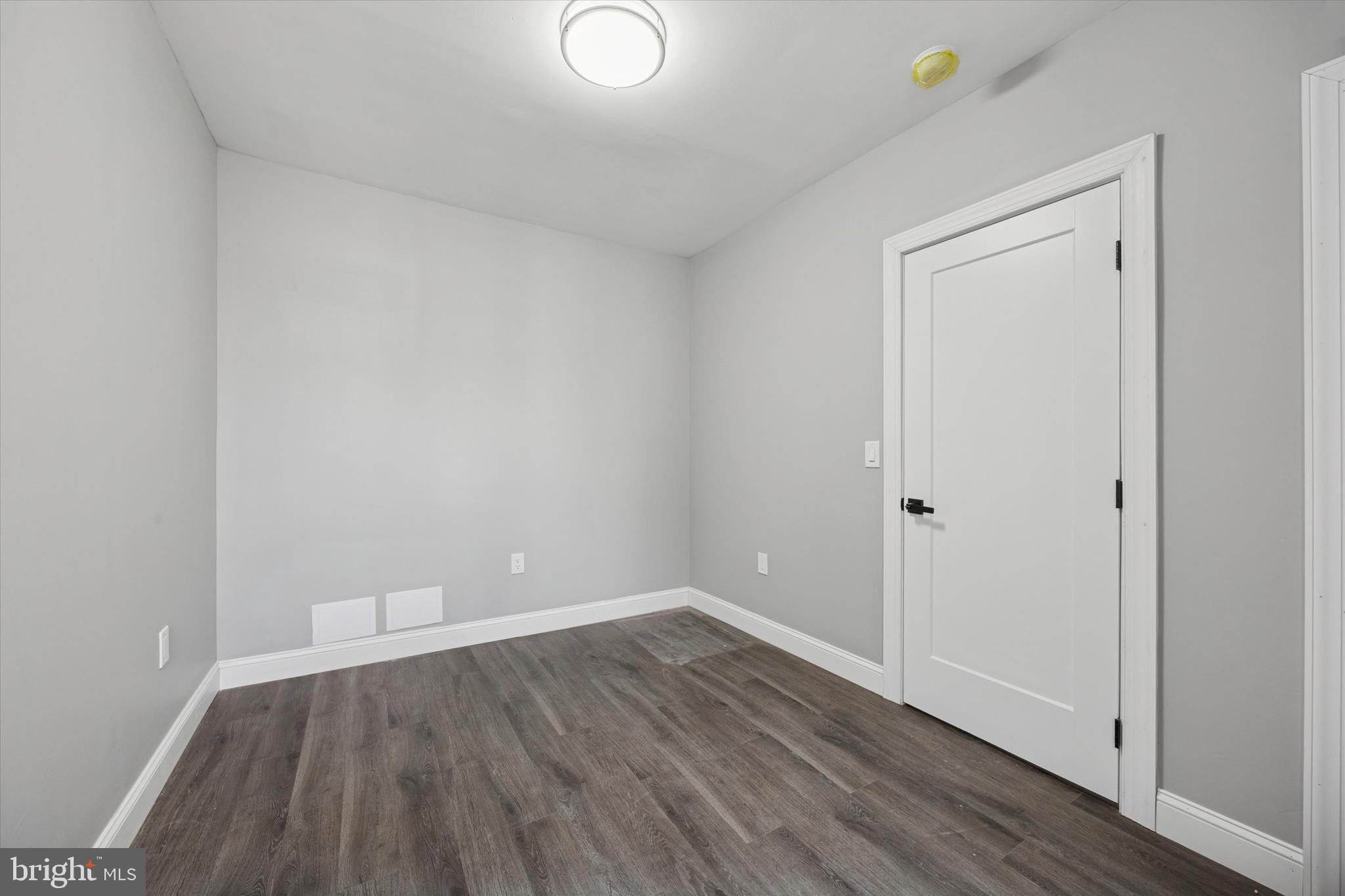 PHILADELPHIA (SOUTHWEST) - Residential