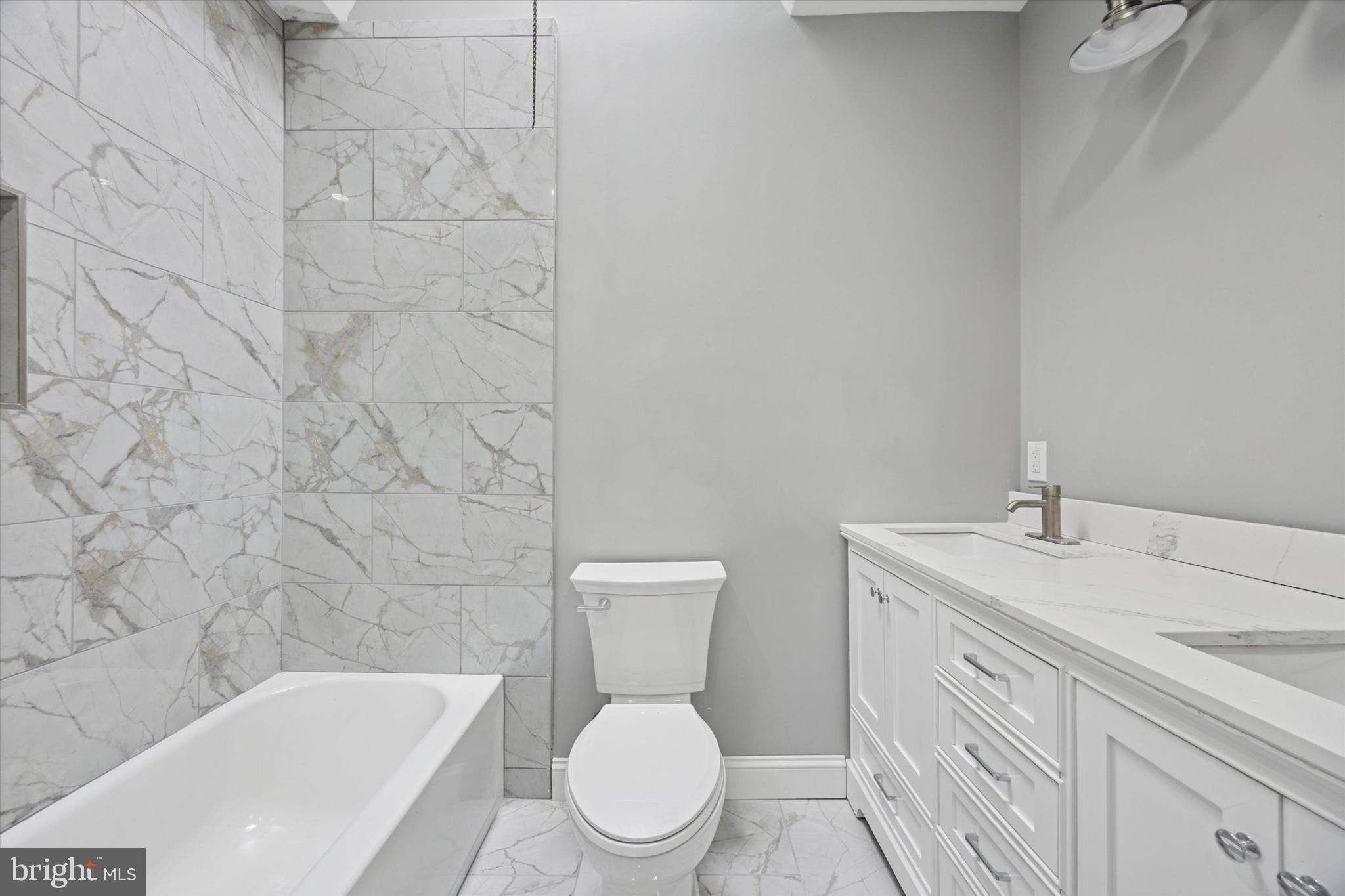 PHILADELPHIA (SOUTHWEST) - Residential