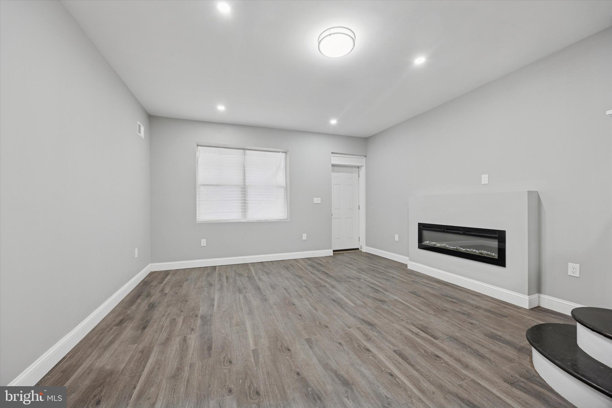 PHILADELPHIA (SOUTHWEST) - Residential