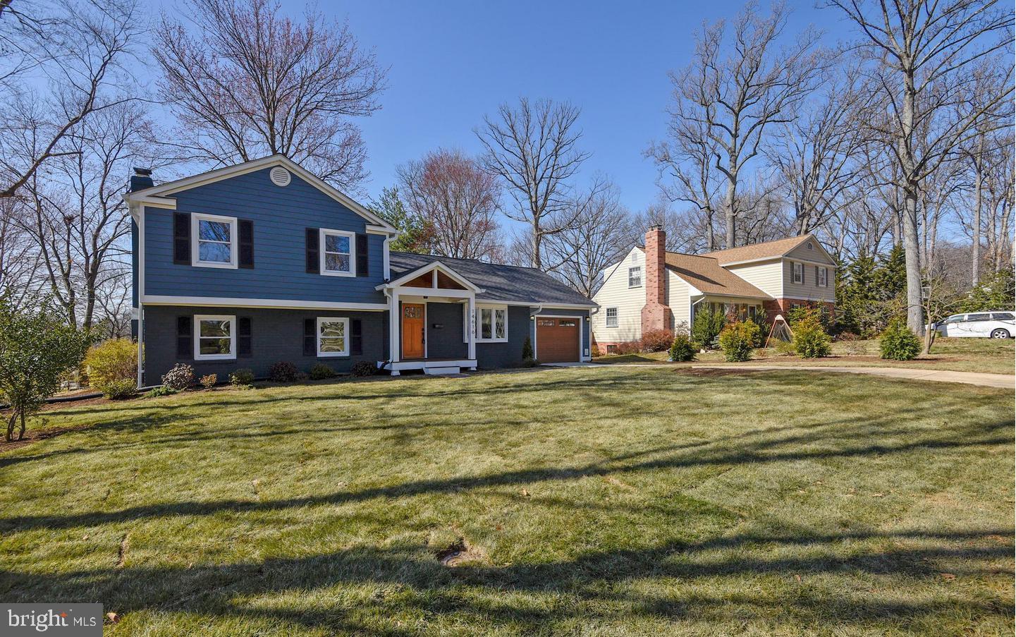 MANOR WOODS - Residential Lease