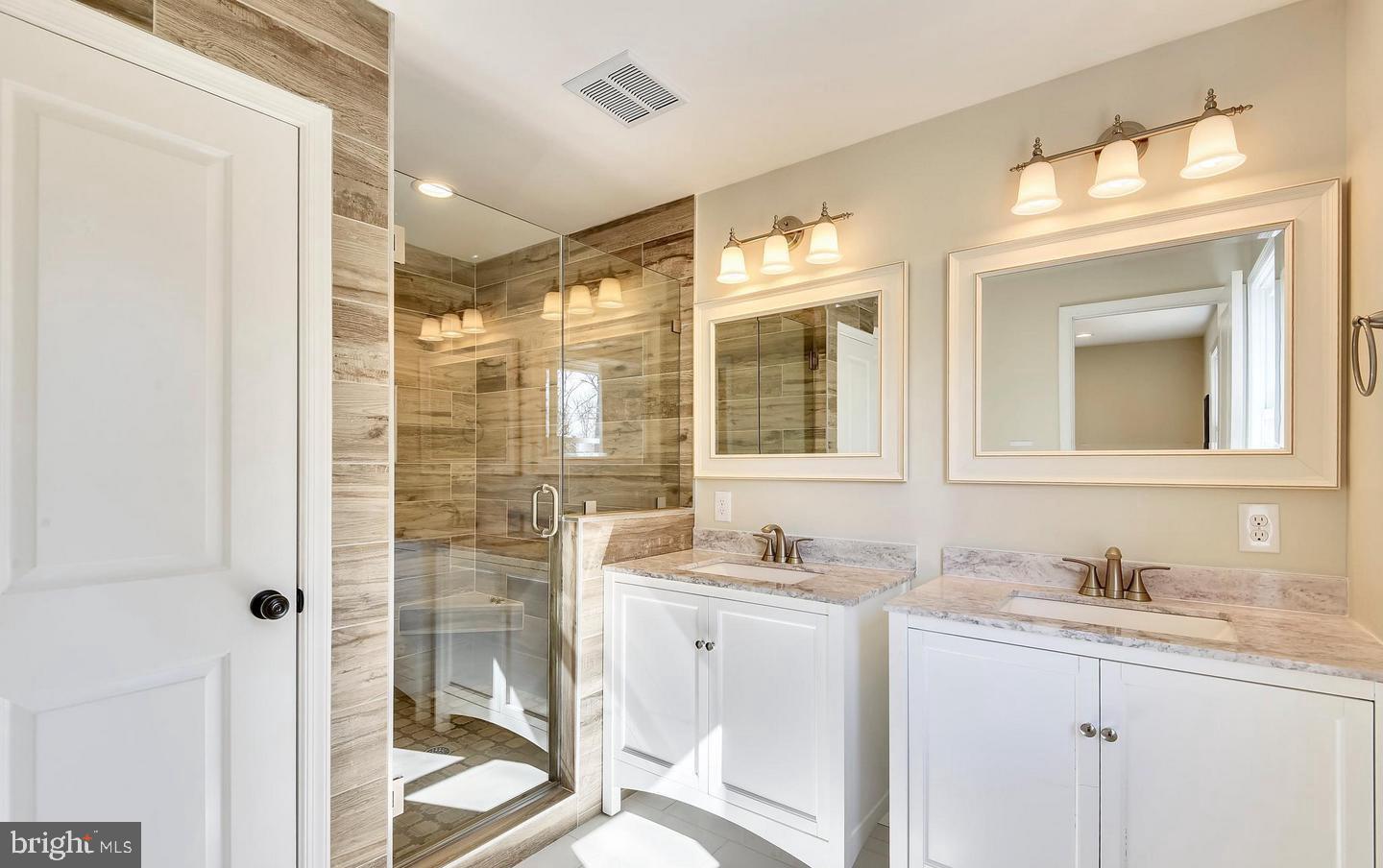 MANOR WOODS - Residential Lease