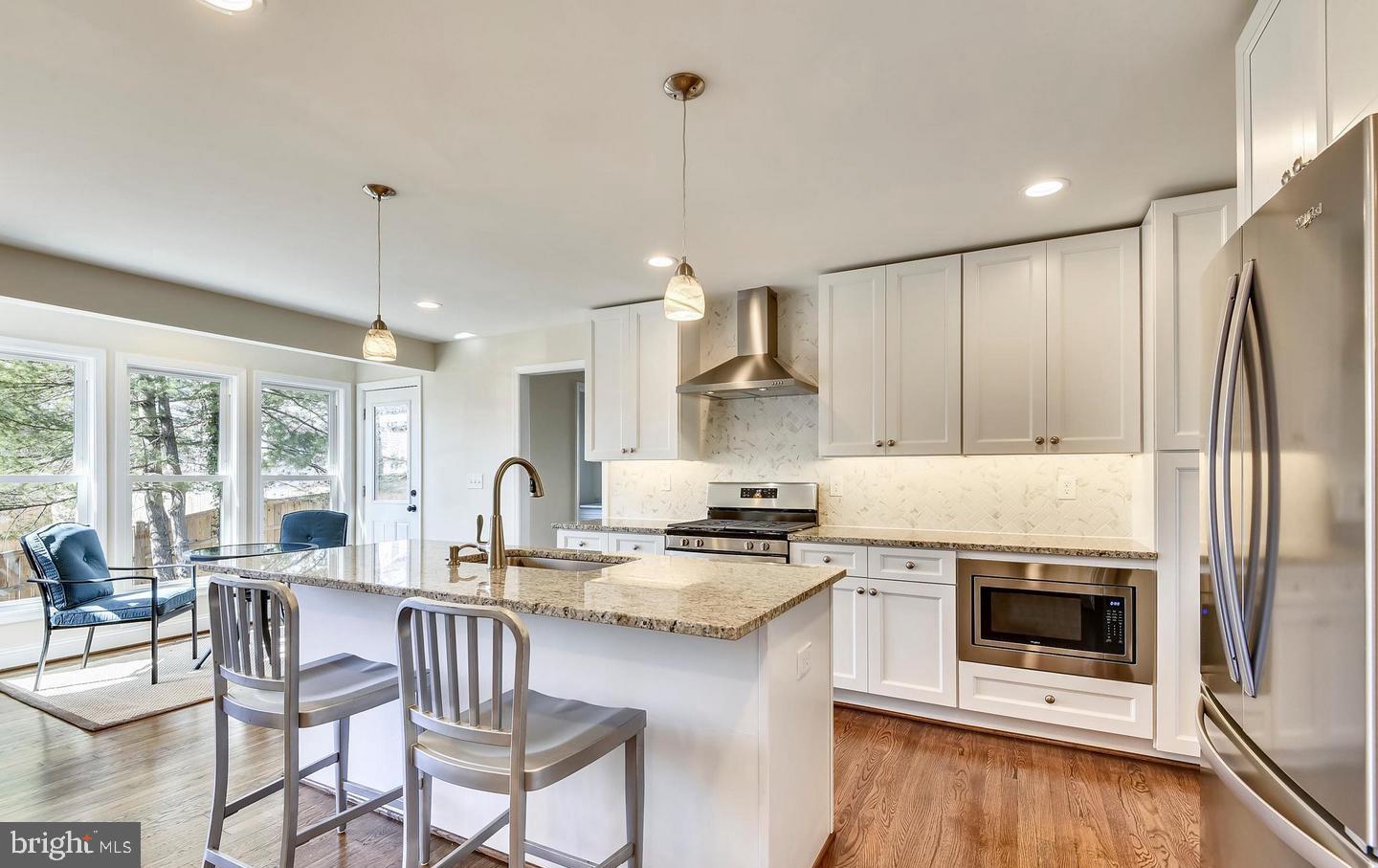 MANOR WOODS - Residential Lease