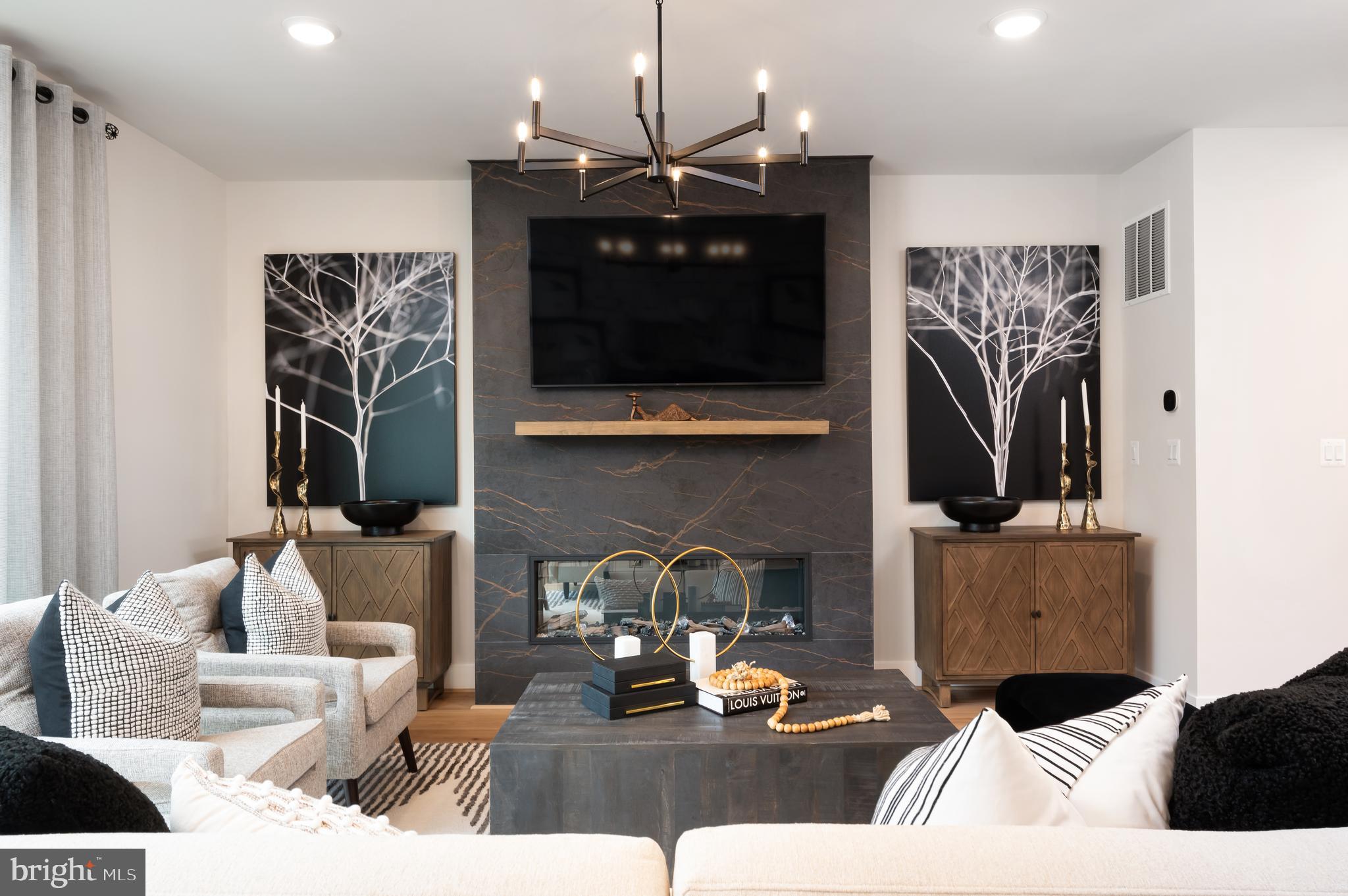 BRAMBLETON - Residential