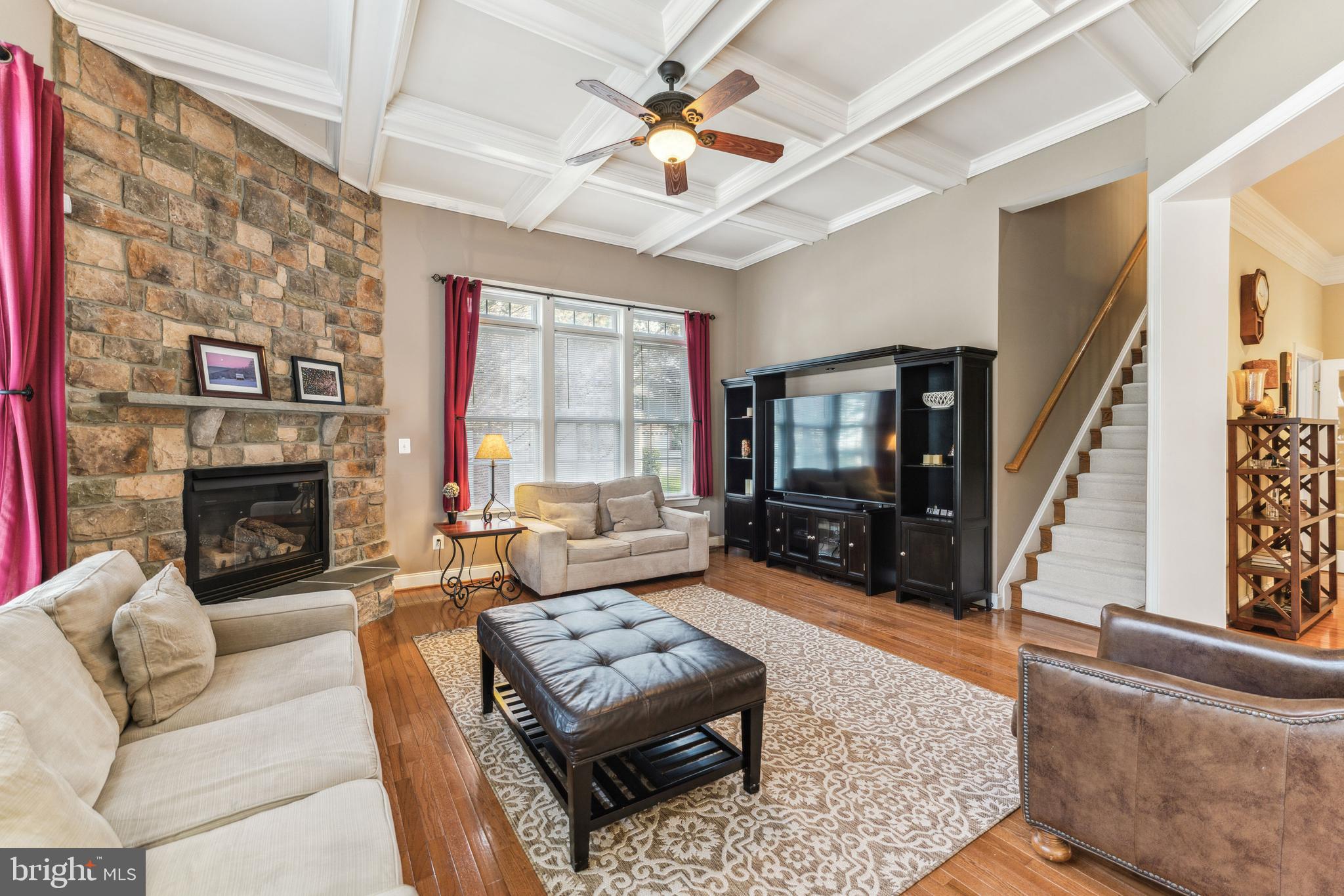 OAK HILL MANOR - Residential