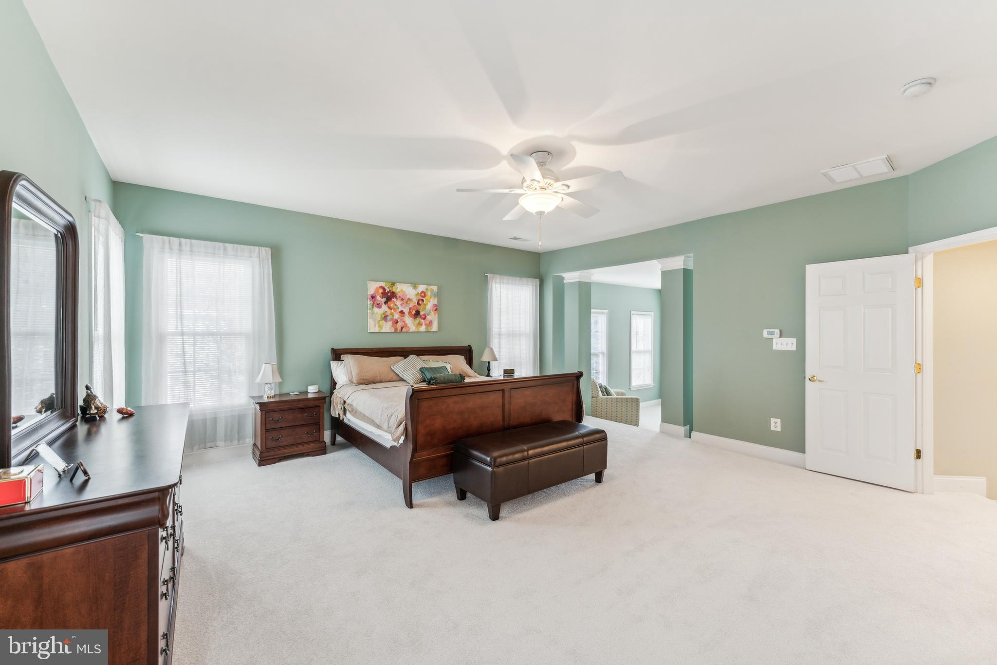 OAK HILL MANOR - Residential