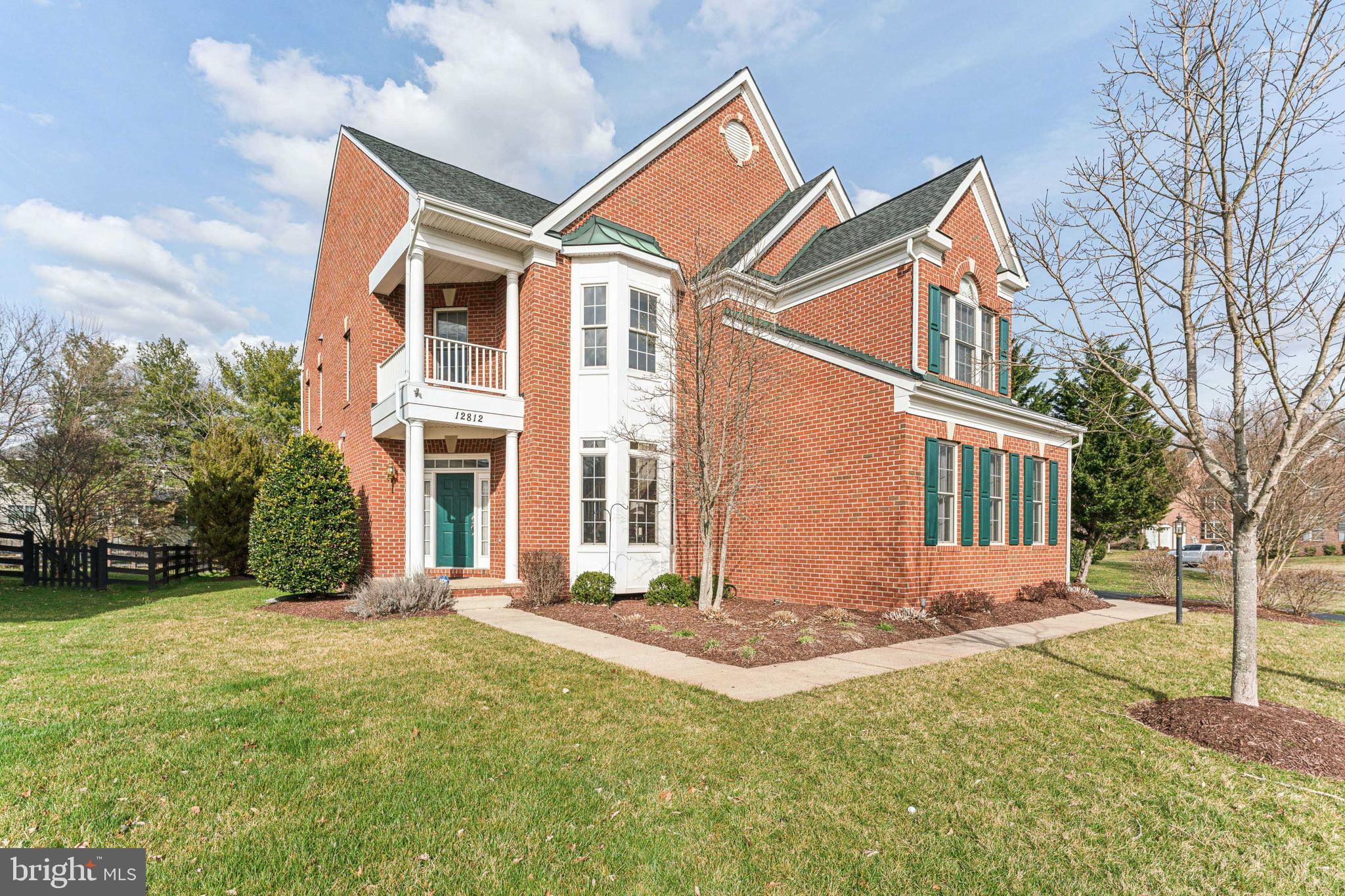 OAK HILL MANOR - Residential