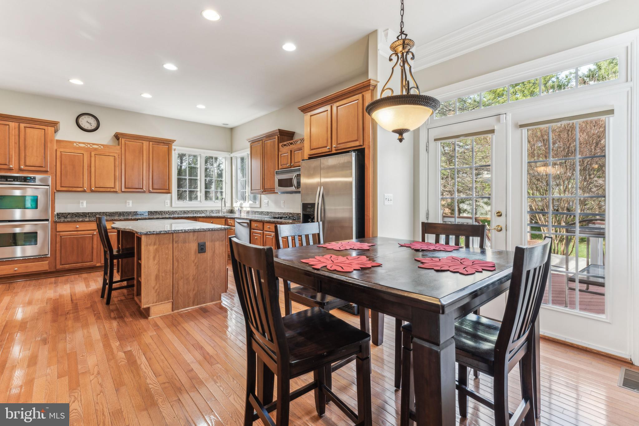 OAK HILL MANOR - Residential