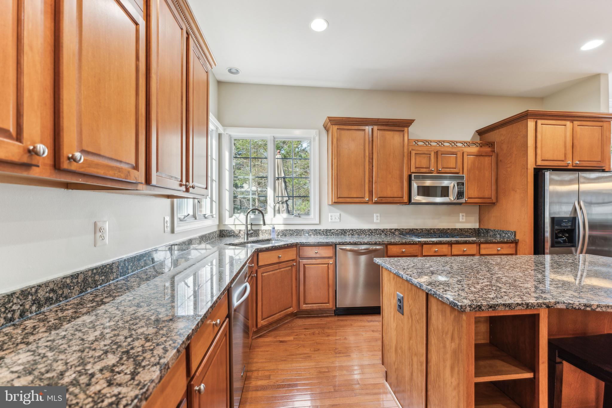 OAK HILL MANOR - Residential