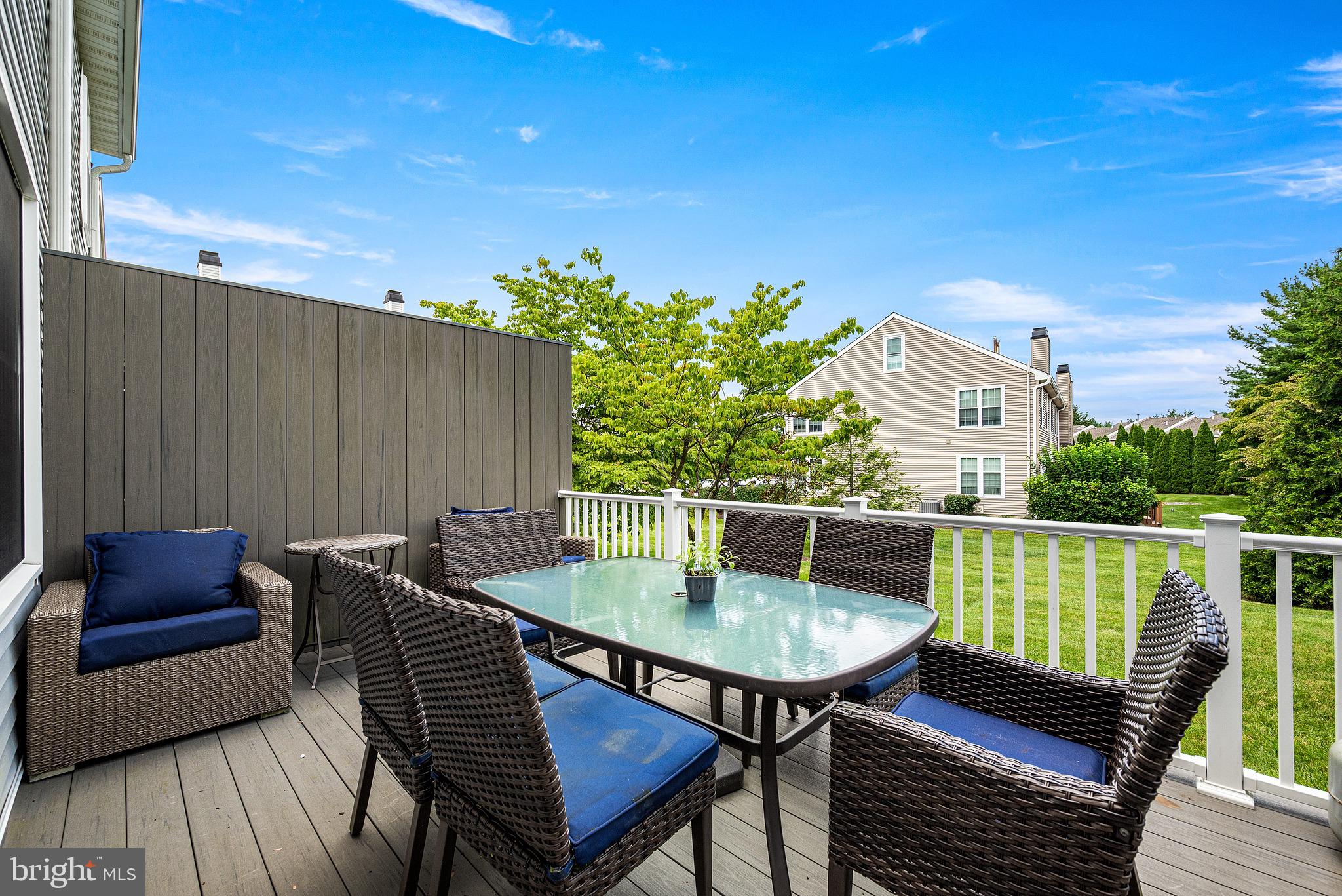 342 HUNTINGTON COURT