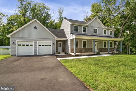 8032 COBB ROAD MANASSAS VA 20112