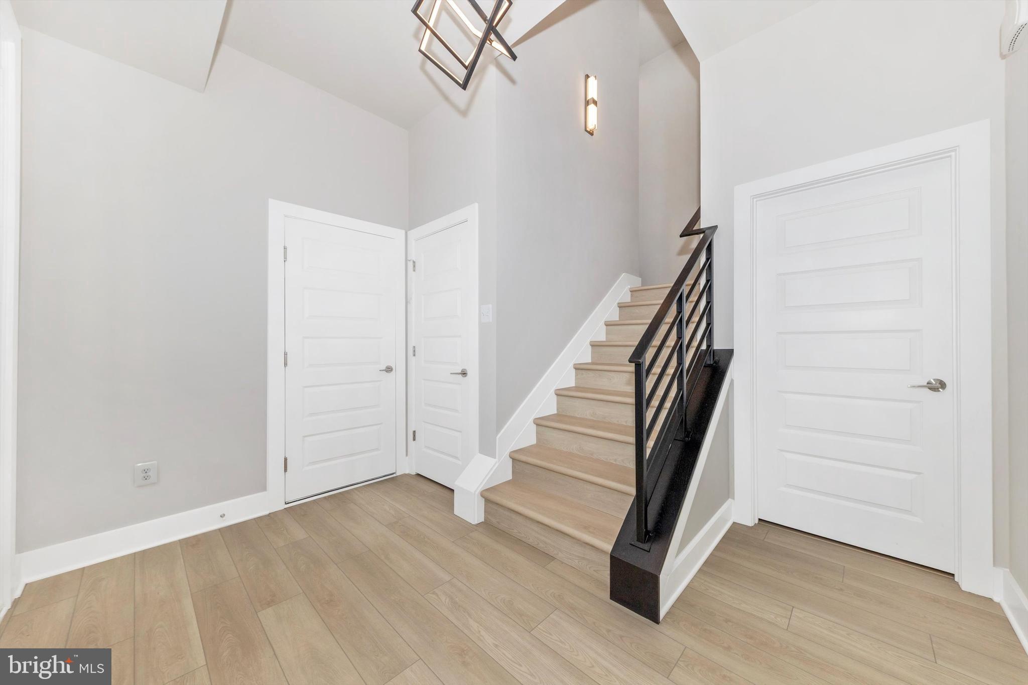 ASPEN LAKE LINGANORE - Residential