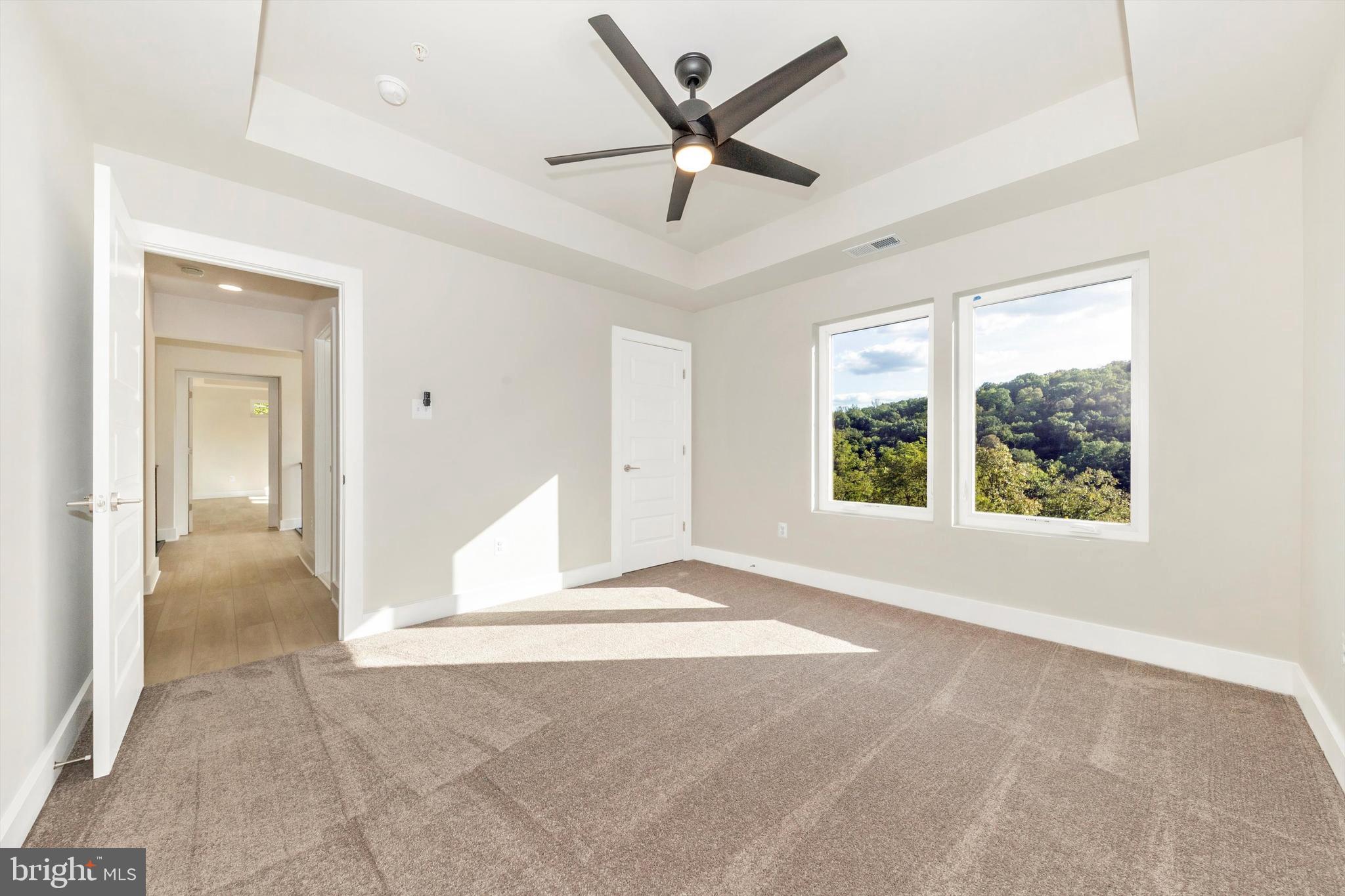 ASPEN LAKE LINGANORE - Residential