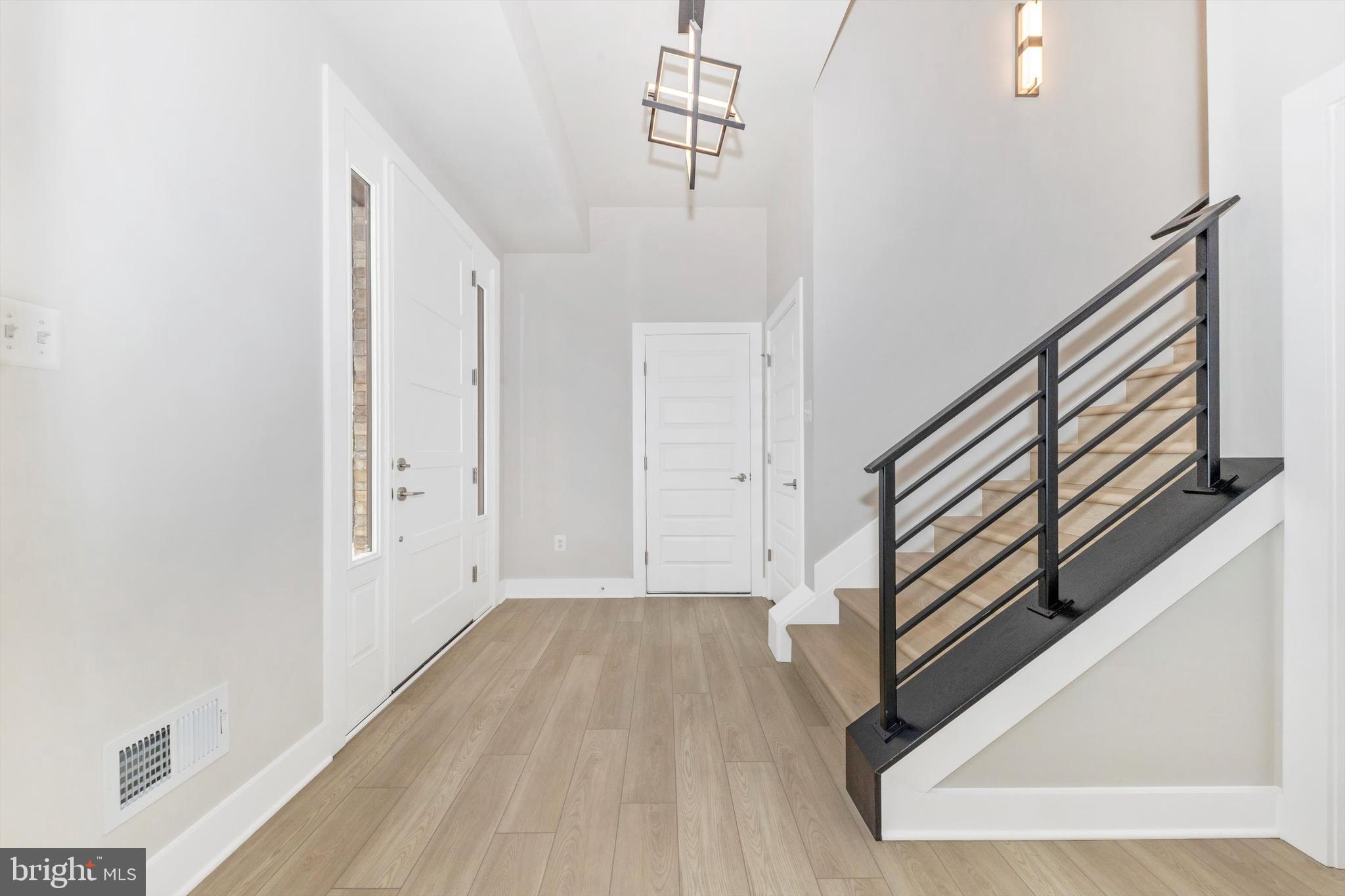 ASPEN LAKE LINGANORE - Residential