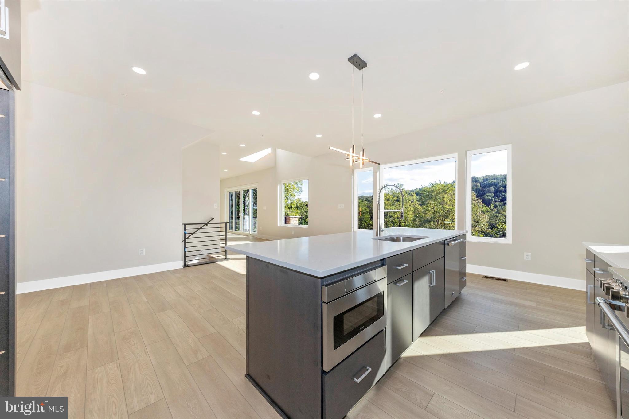 ASPEN LAKE LINGANORE - Residential