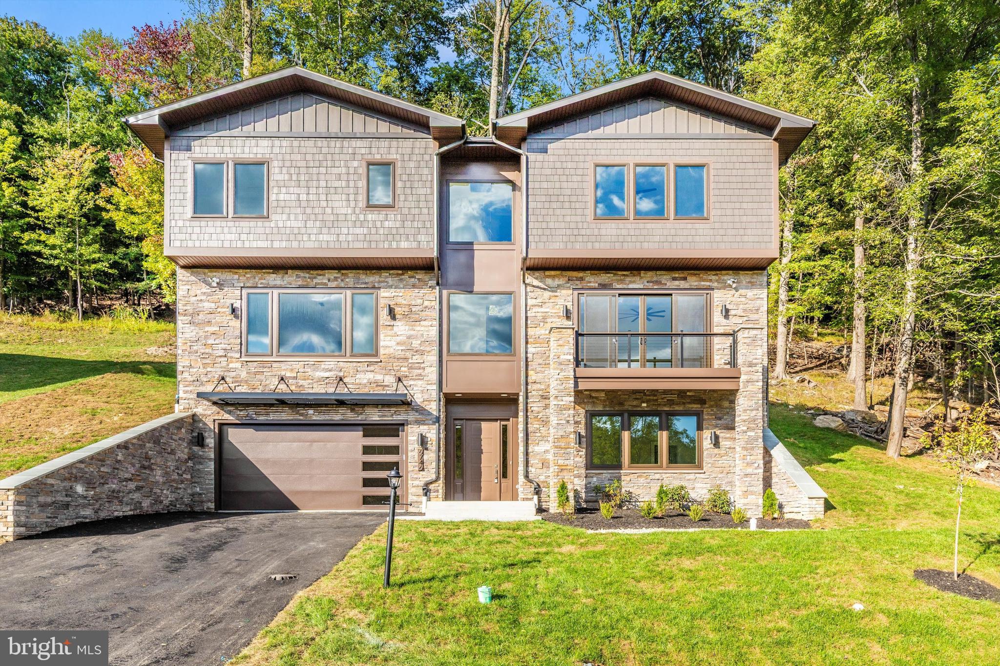 ASPEN LAKE LINGANORE - Residential