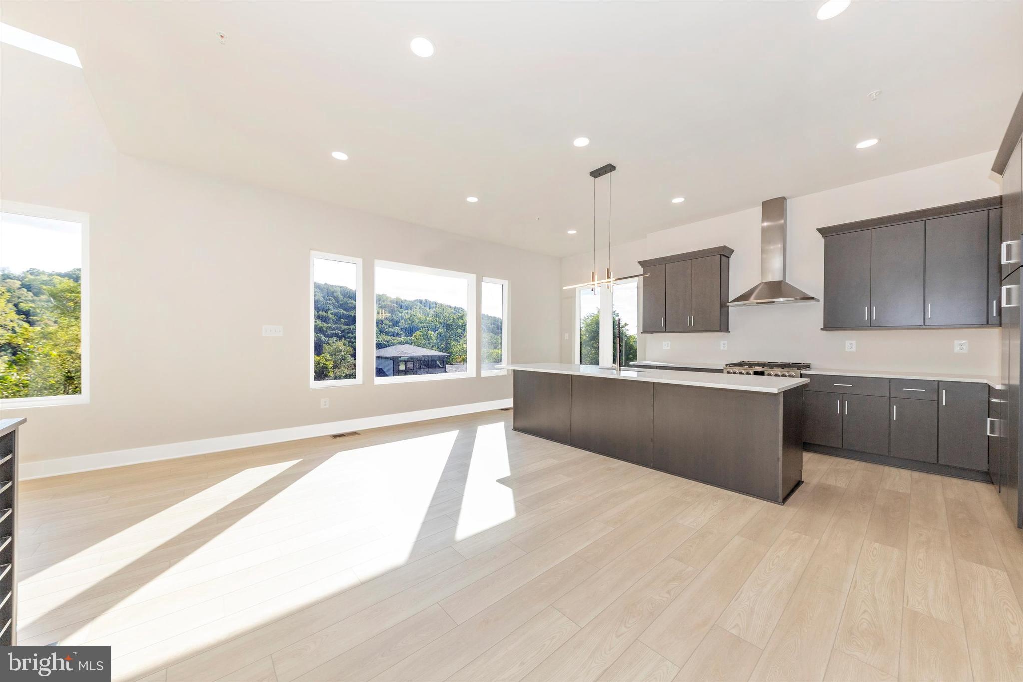 ASPEN LAKE LINGANORE - Residential