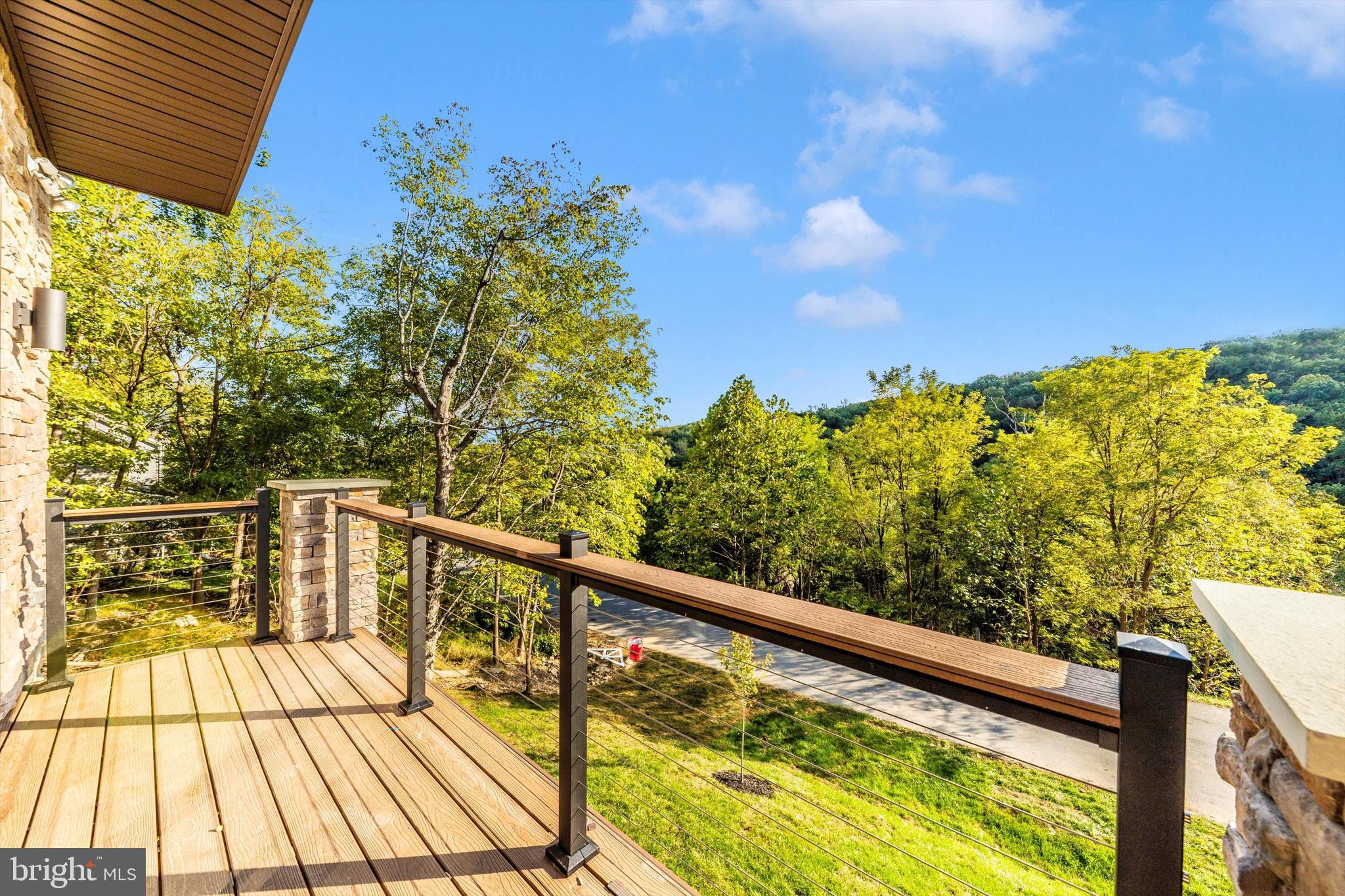 ASPEN LAKE LINGANORE - Residential