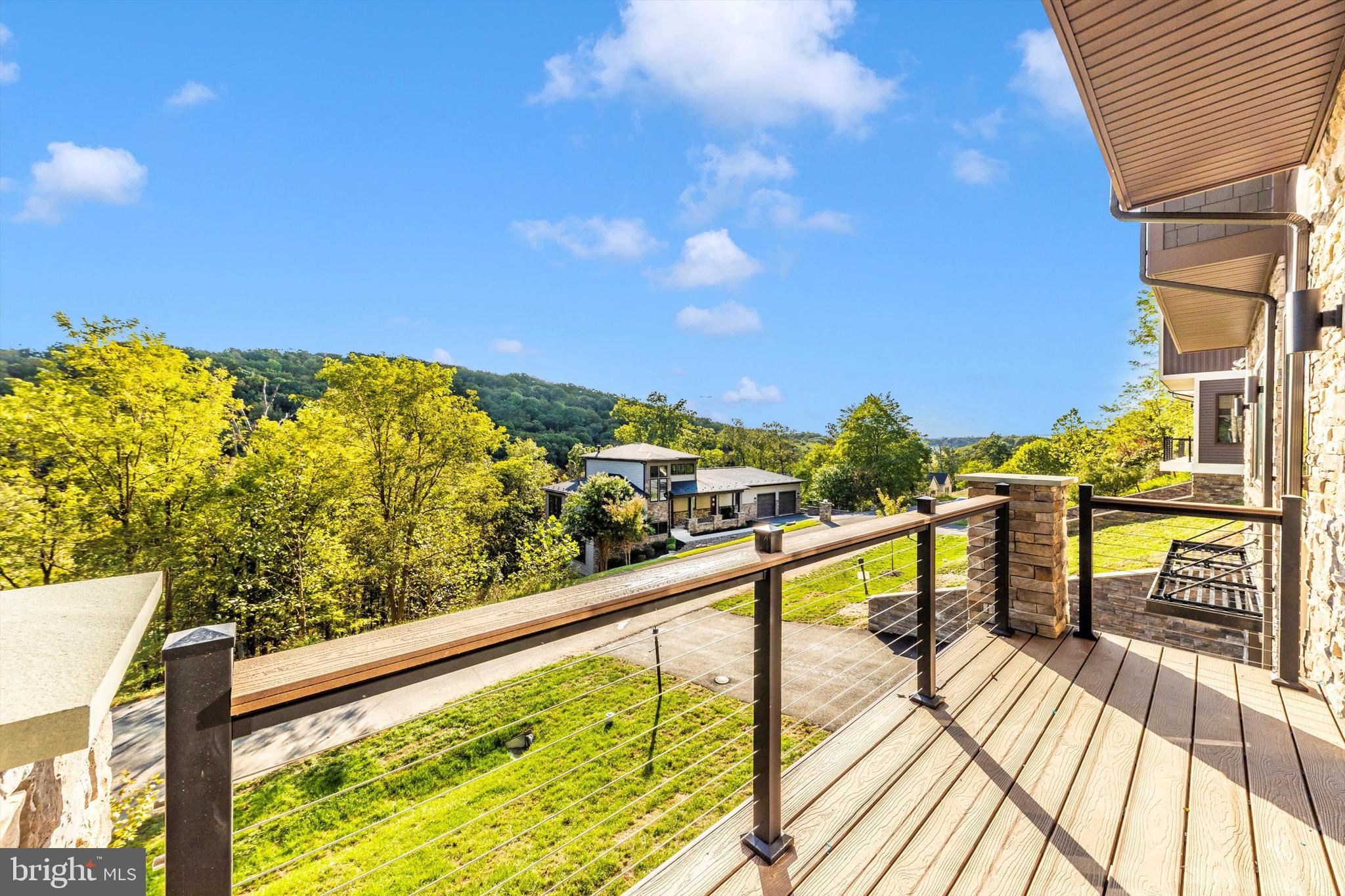 ASPEN LAKE LINGANORE - Residential