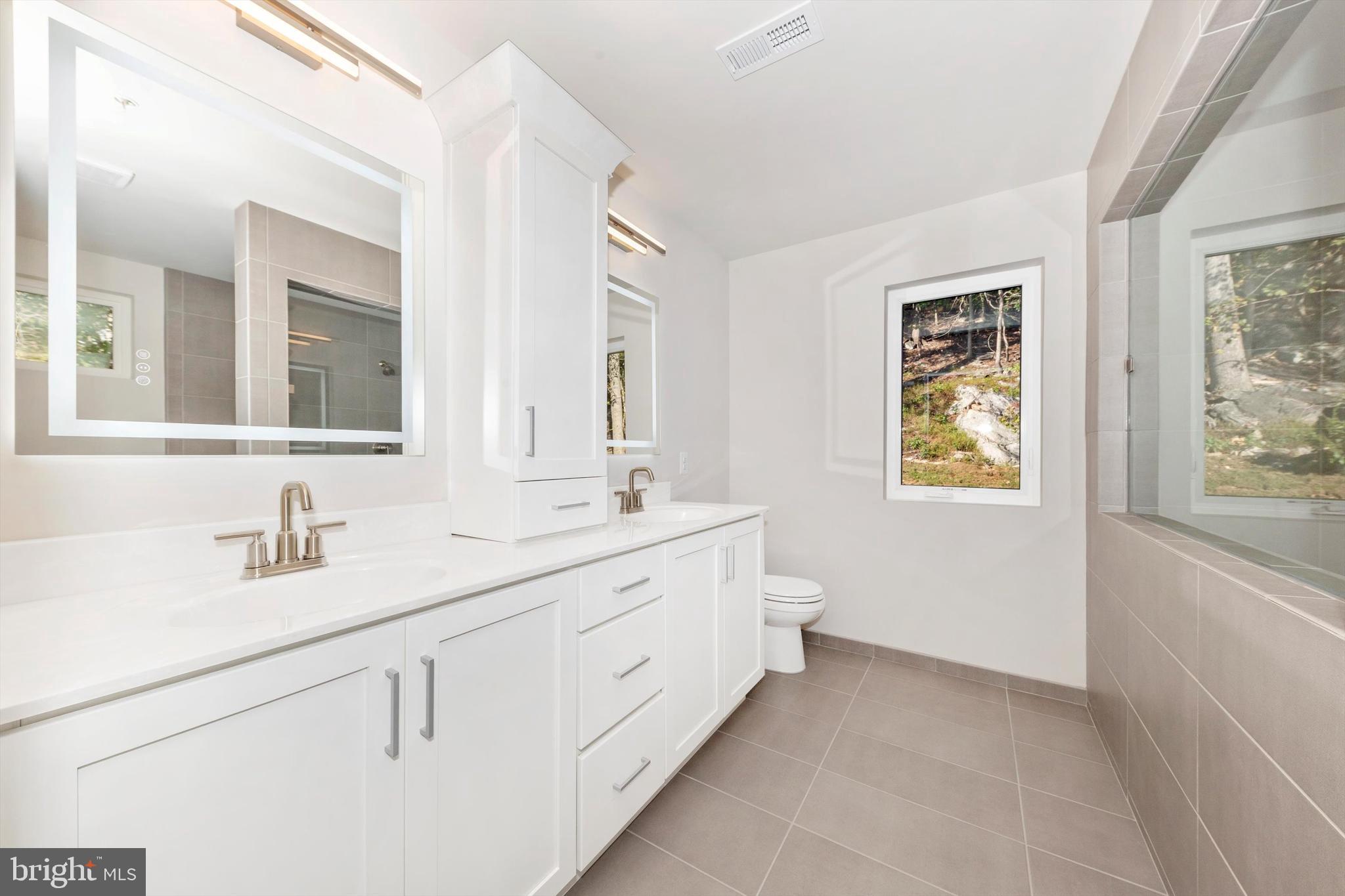 ASPEN LAKE LINGANORE - Residential