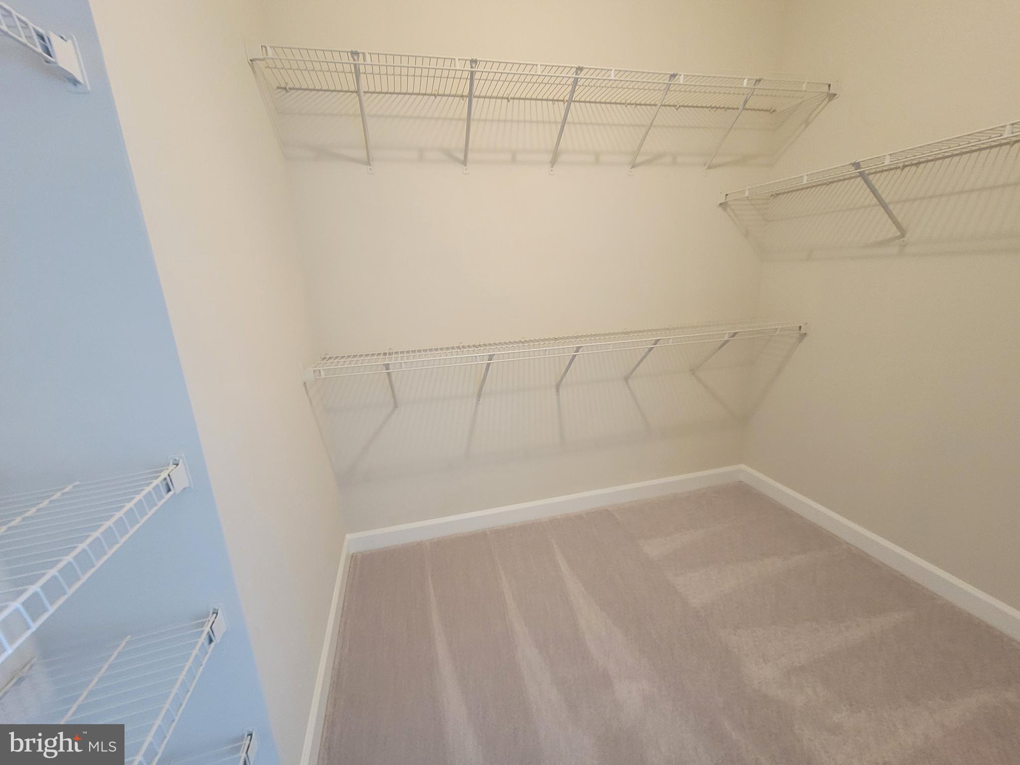 VILLAGES OF URBANA - Residential Lease