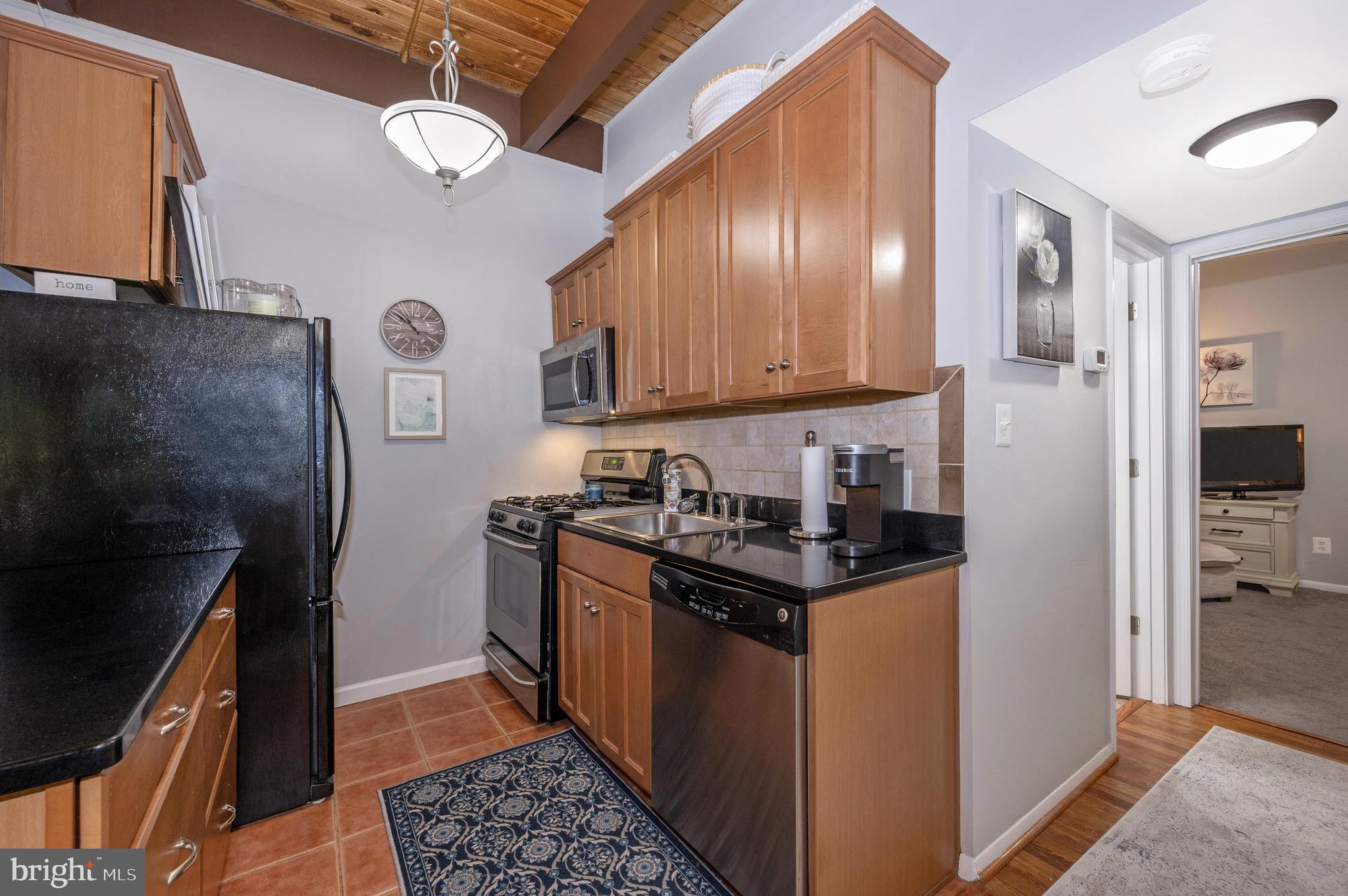 HERITAGE WOODS NORTH - Residential