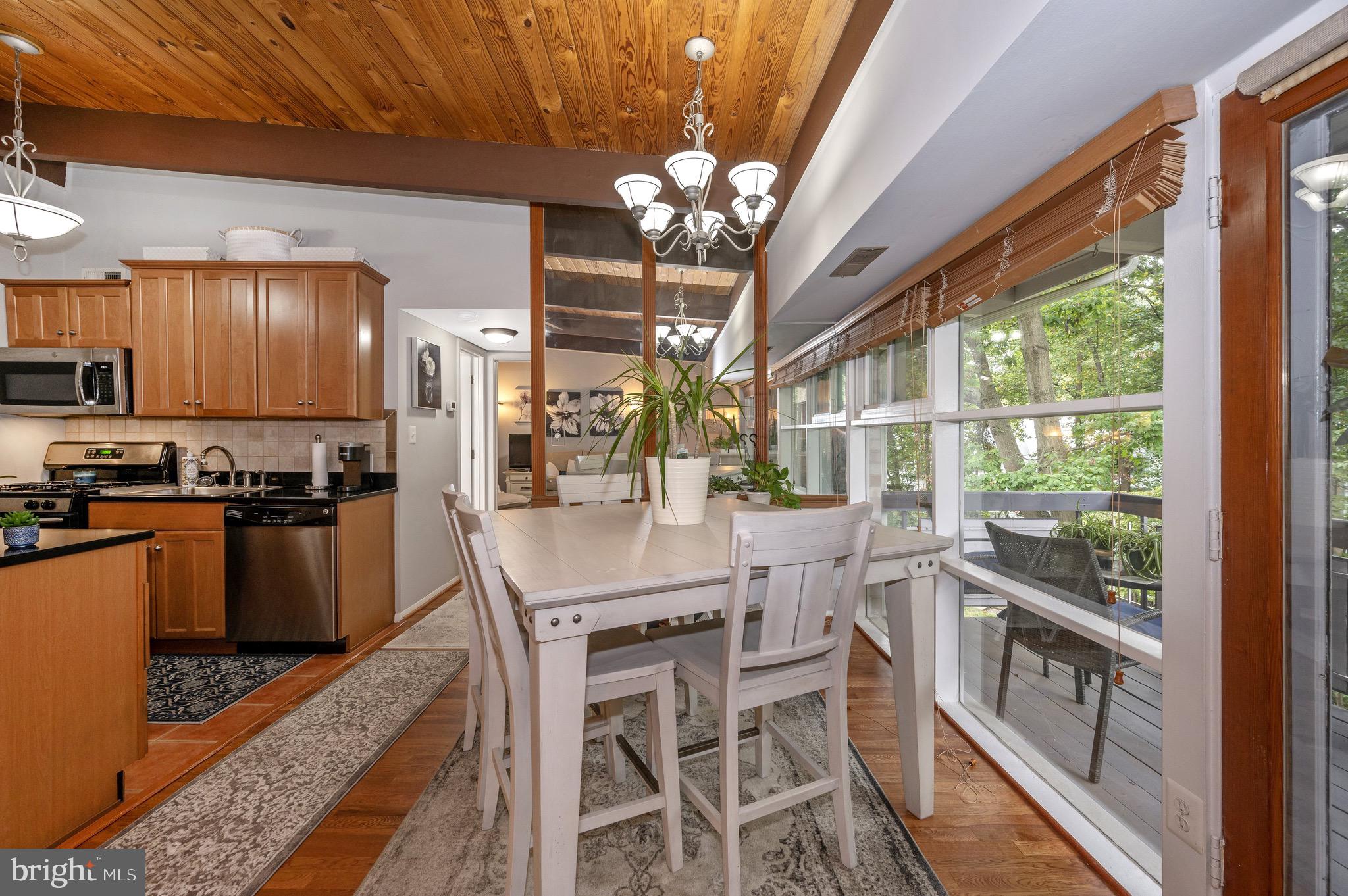 HERITAGE WOODS NORTH - Residential