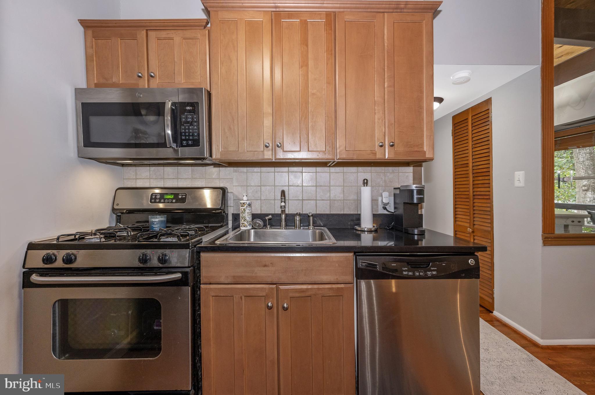 HERITAGE WOODS NORTH - Residential