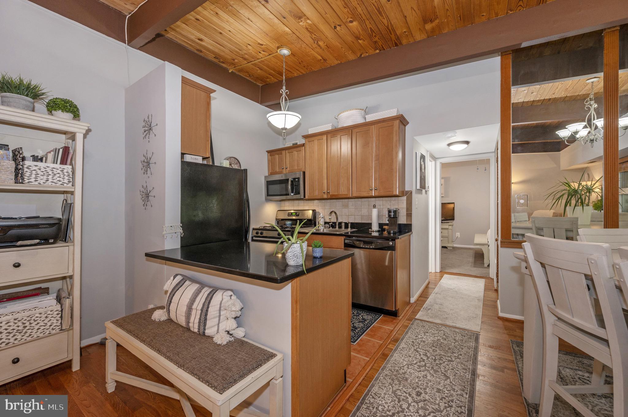 HERITAGE WOODS NORTH - Residential