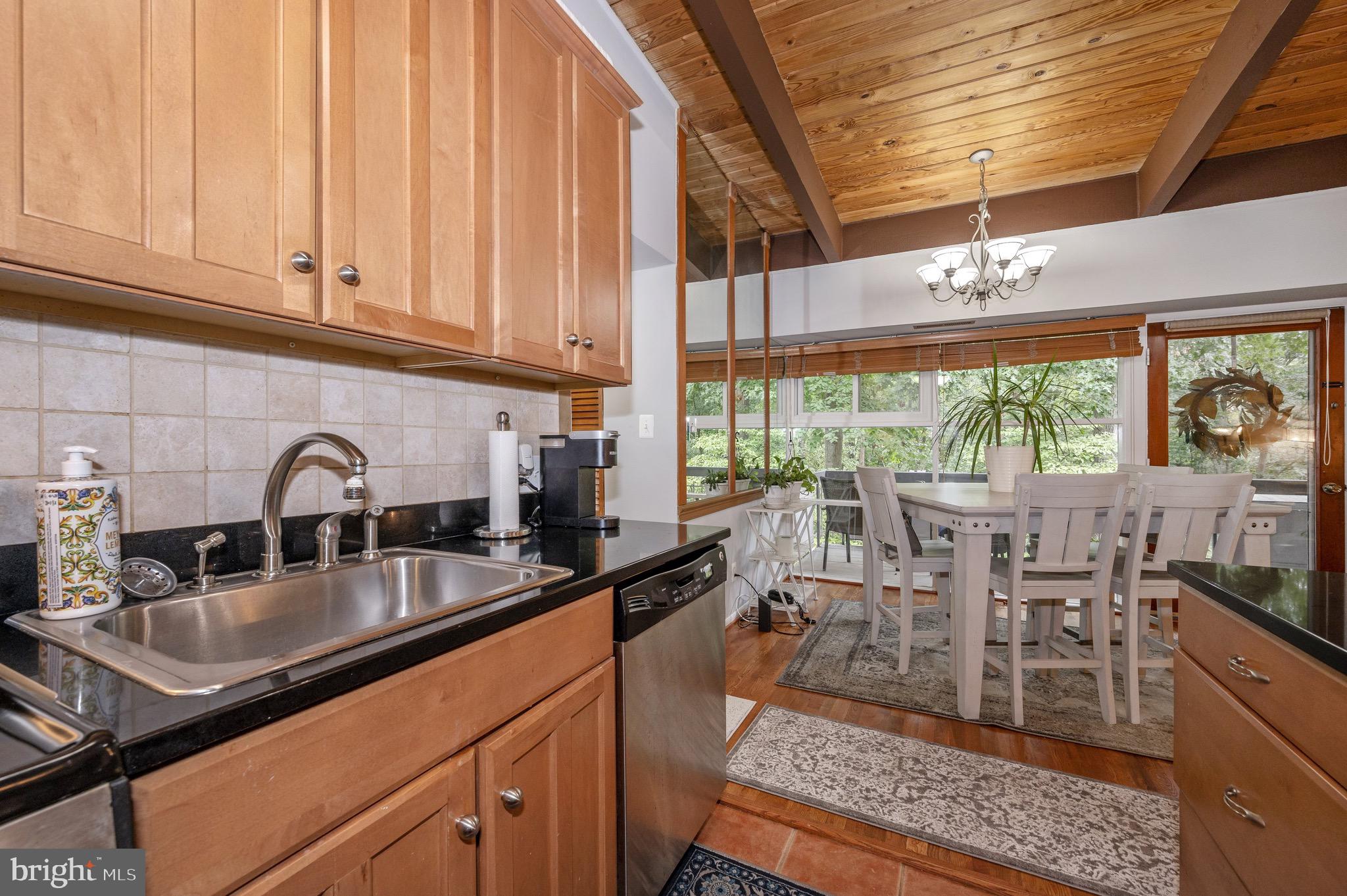 HERITAGE WOODS NORTH - Residential