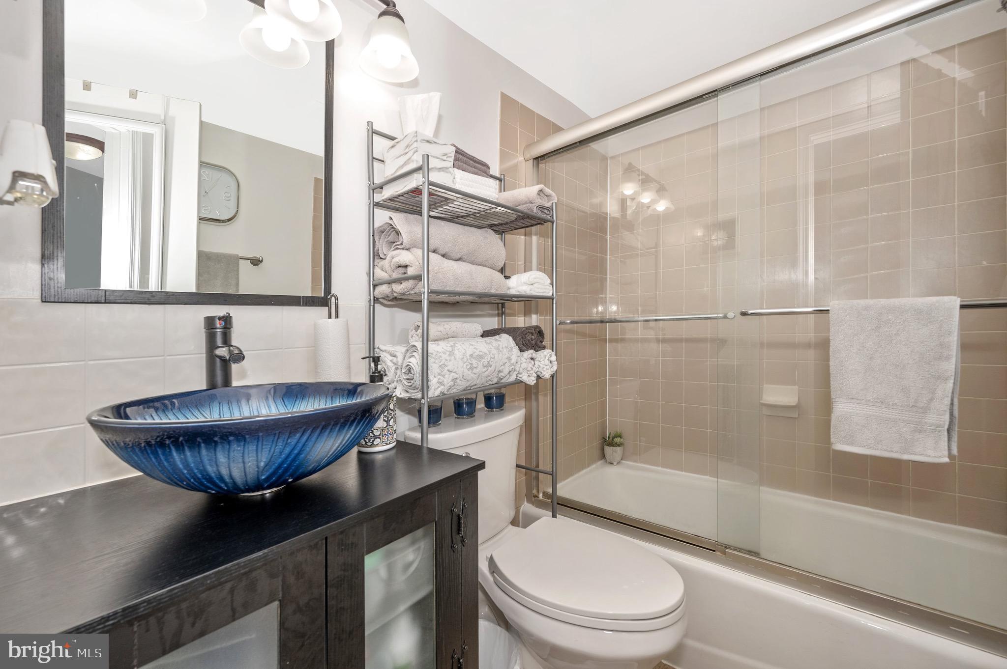 HERITAGE WOODS NORTH - Residential