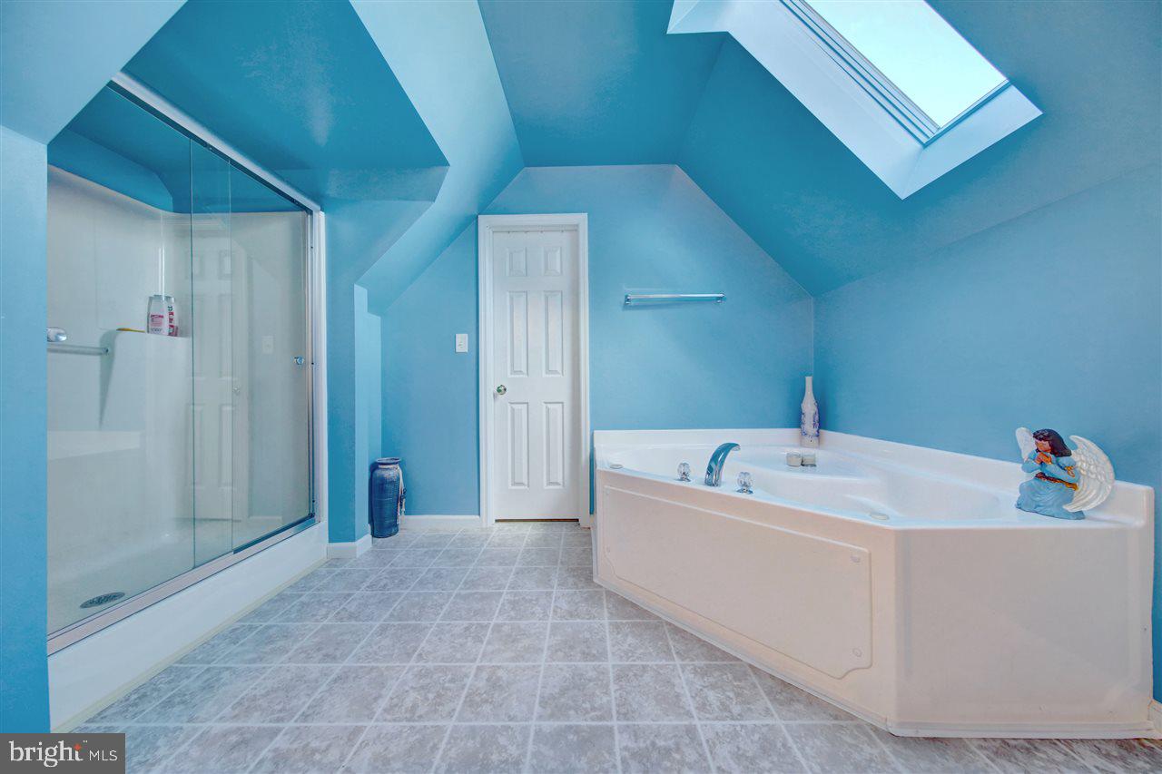 ASHCOMBE FARMS - Residential