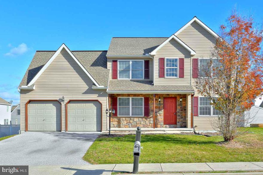Totally fresh and ready for you! This gem shines with all new wood floors, carpet, paint and Stainless appliances. Move right in and enjoy your perfectly level large backyard, convenient neighborhood close to parks and shopping, and like new finishes!  Luxurious master with soaking tub, double sinks and skylight! Generous bedrooms and upstairs laundry.  Easy entertaining with spacious kitchen and family room. Bring your offer and move right in!