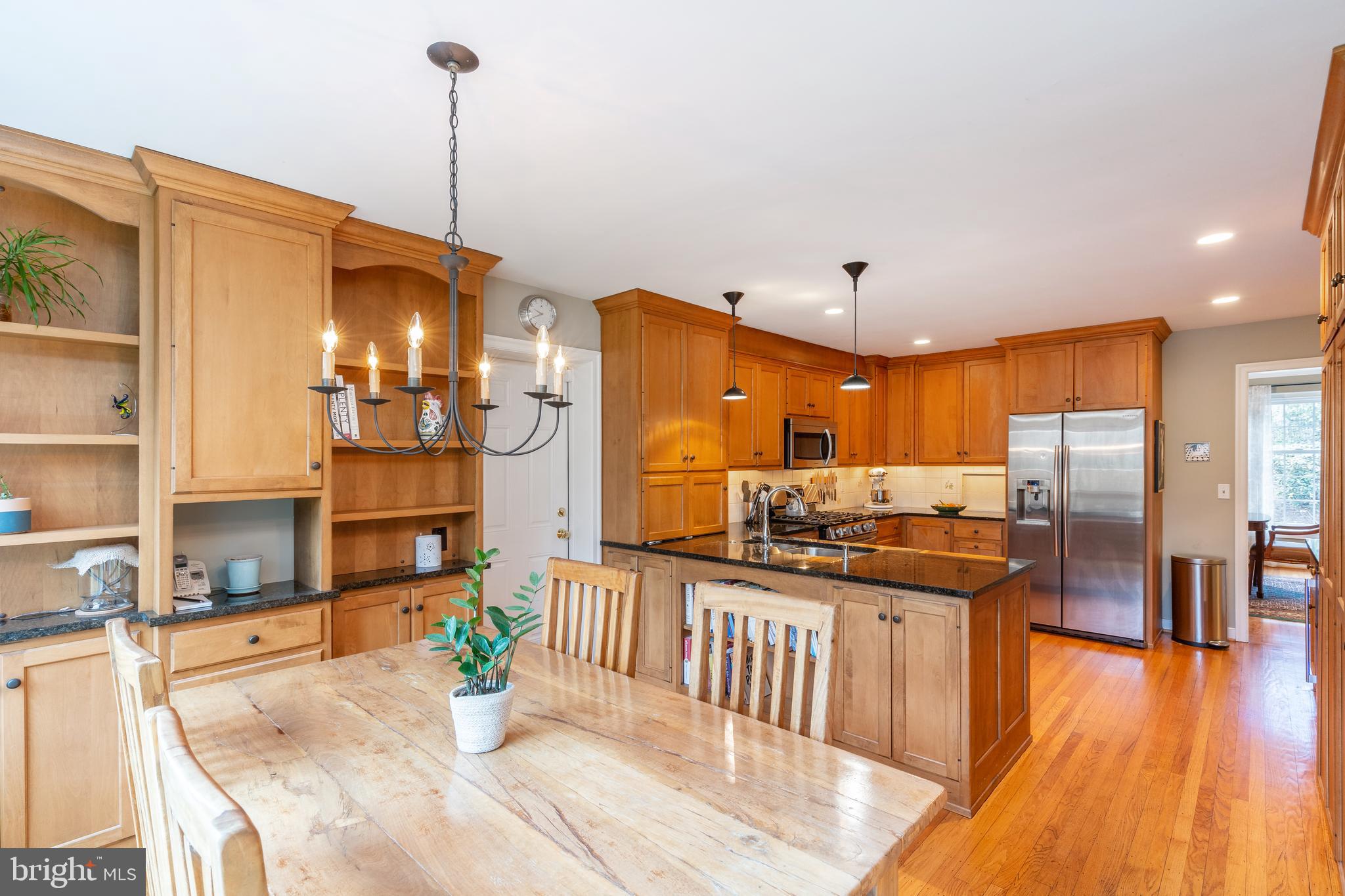 CHESTNUT HILL - Residential